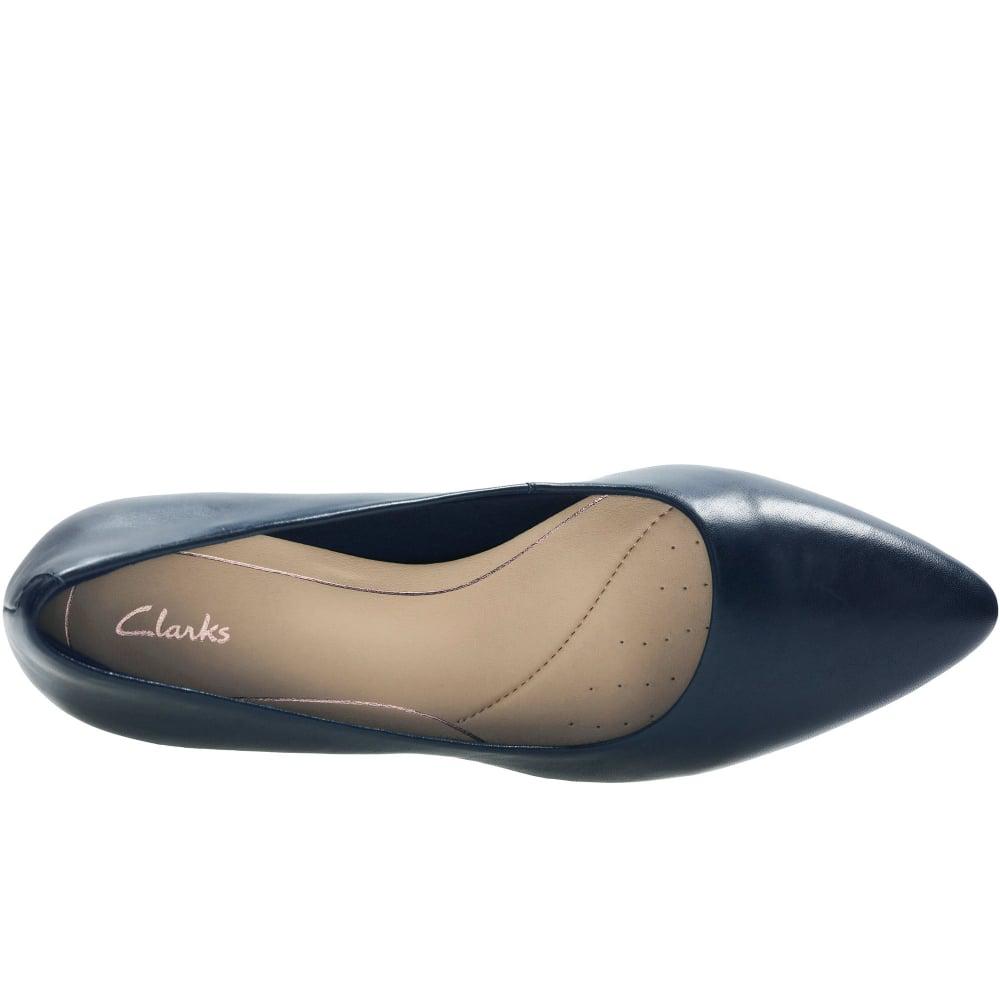 clarks isidora faye navy