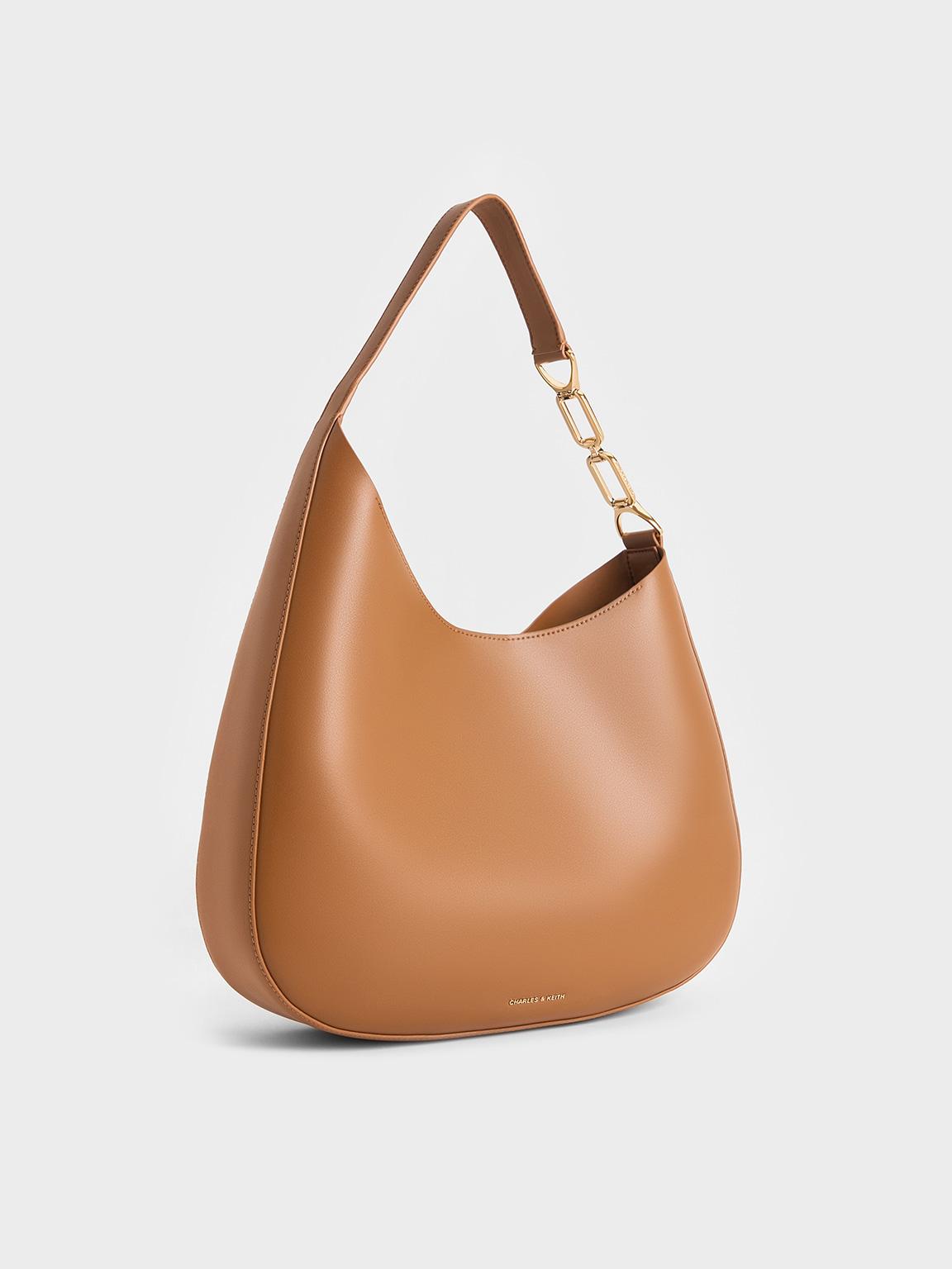 Charles Keith Agatha Chain-accent Slouchy Hobo Bag in White