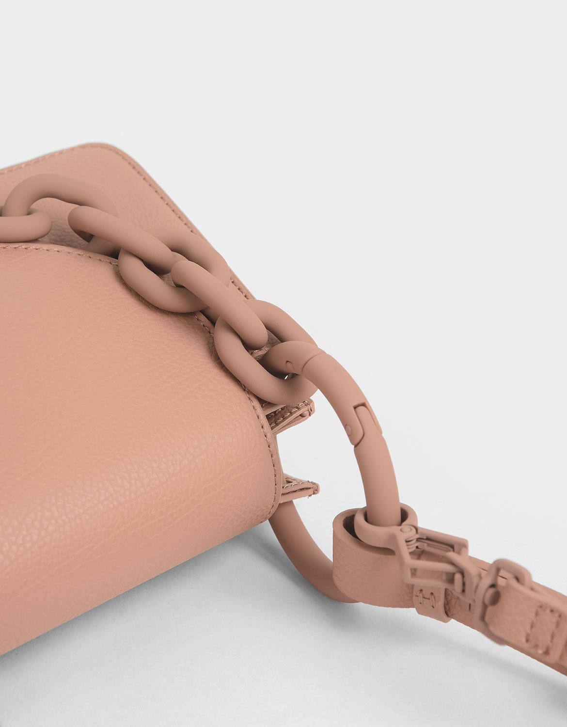 charles & keith chunky chain link small shoulder bolsa
