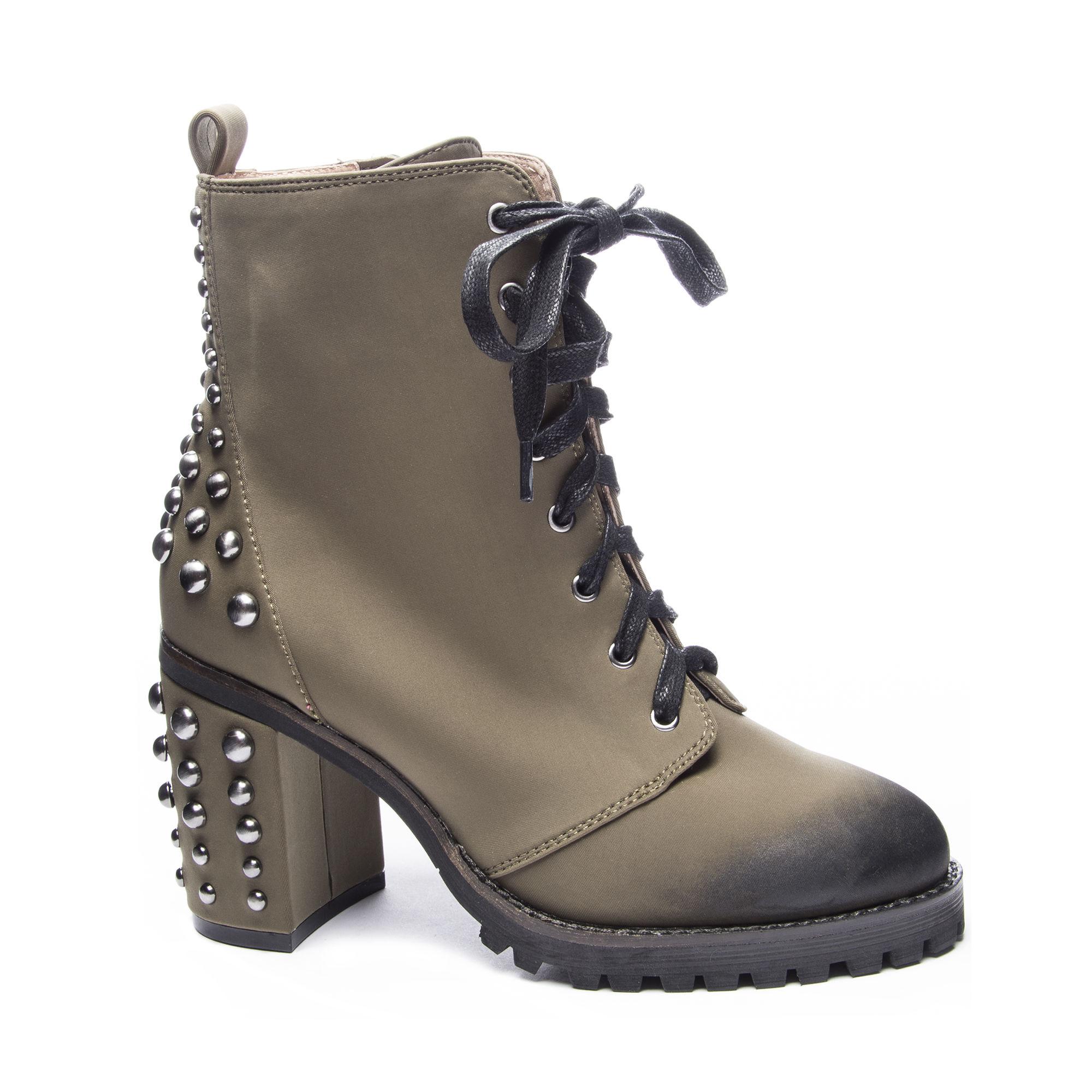 Lyst Chinese laundry Jag Bootie in Green