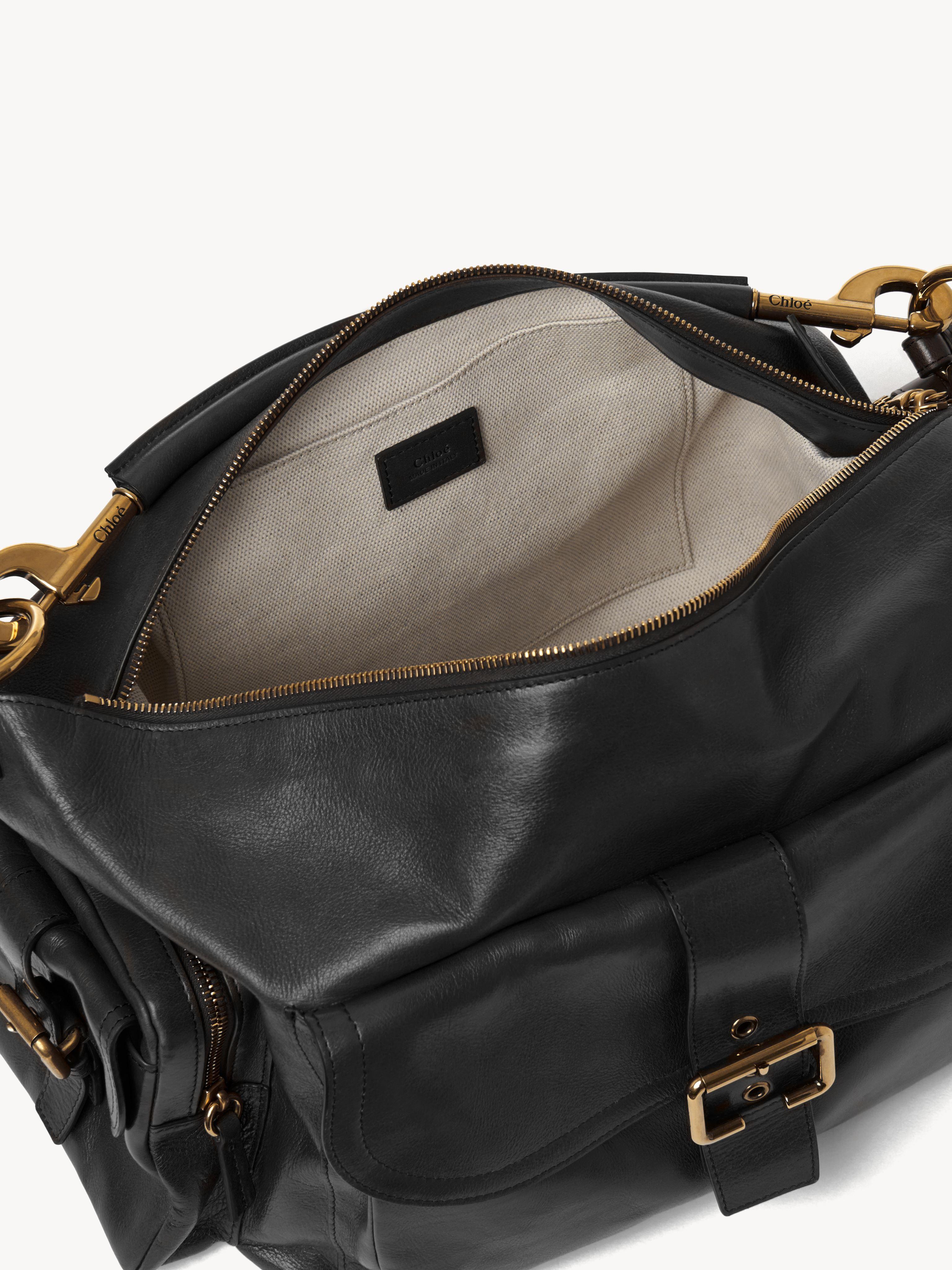 ショルダーバッグ・ポシェット Chloe Shiny Leather Camera Bag Chloé Small Camera Bag in Shiny Leather in Sweet beige