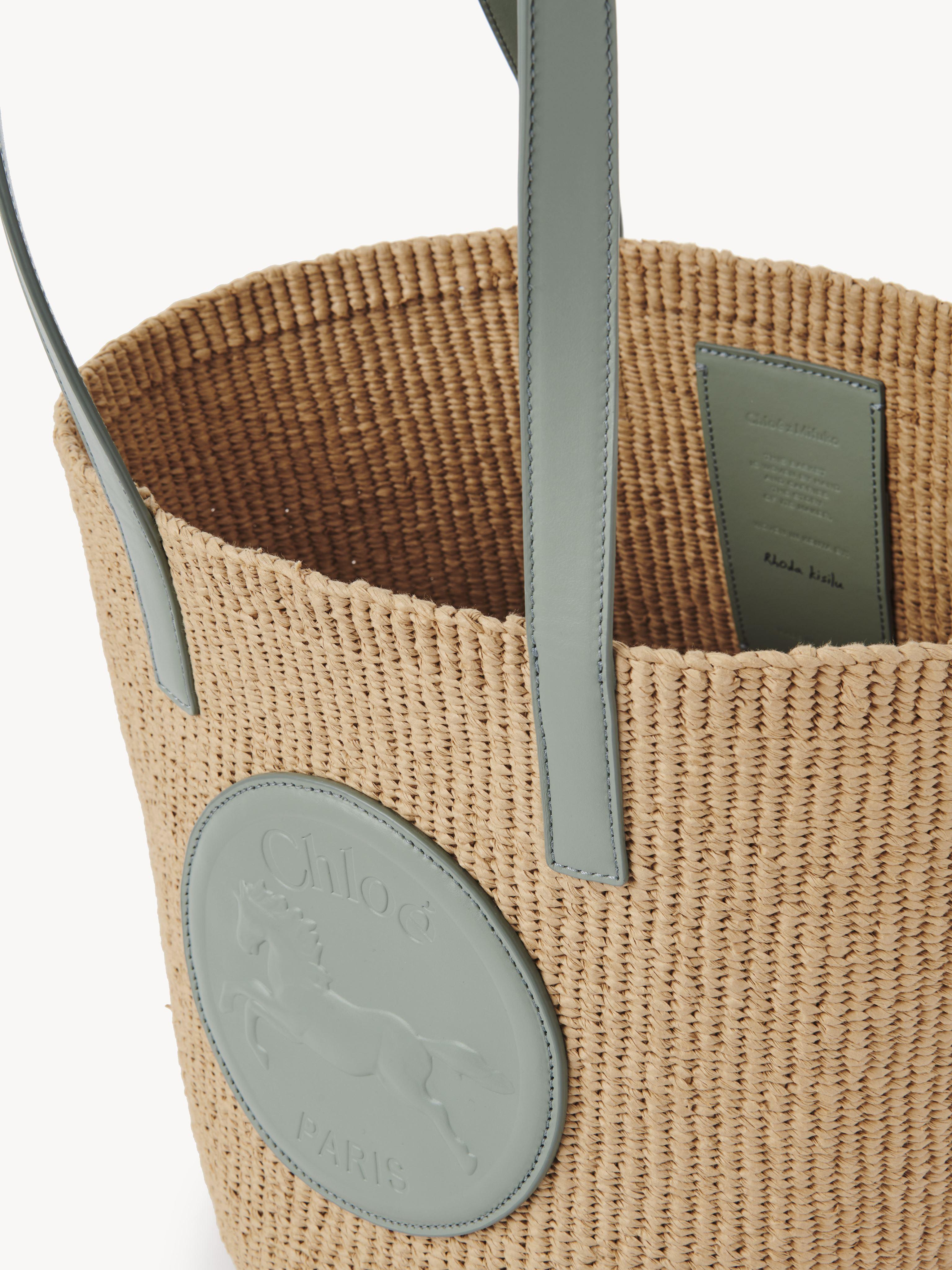 【CHLOE】Large Horse Medal Basket メダルバスケット Chloé Large Horse Medal Basket In Natural Fibers in Sepia