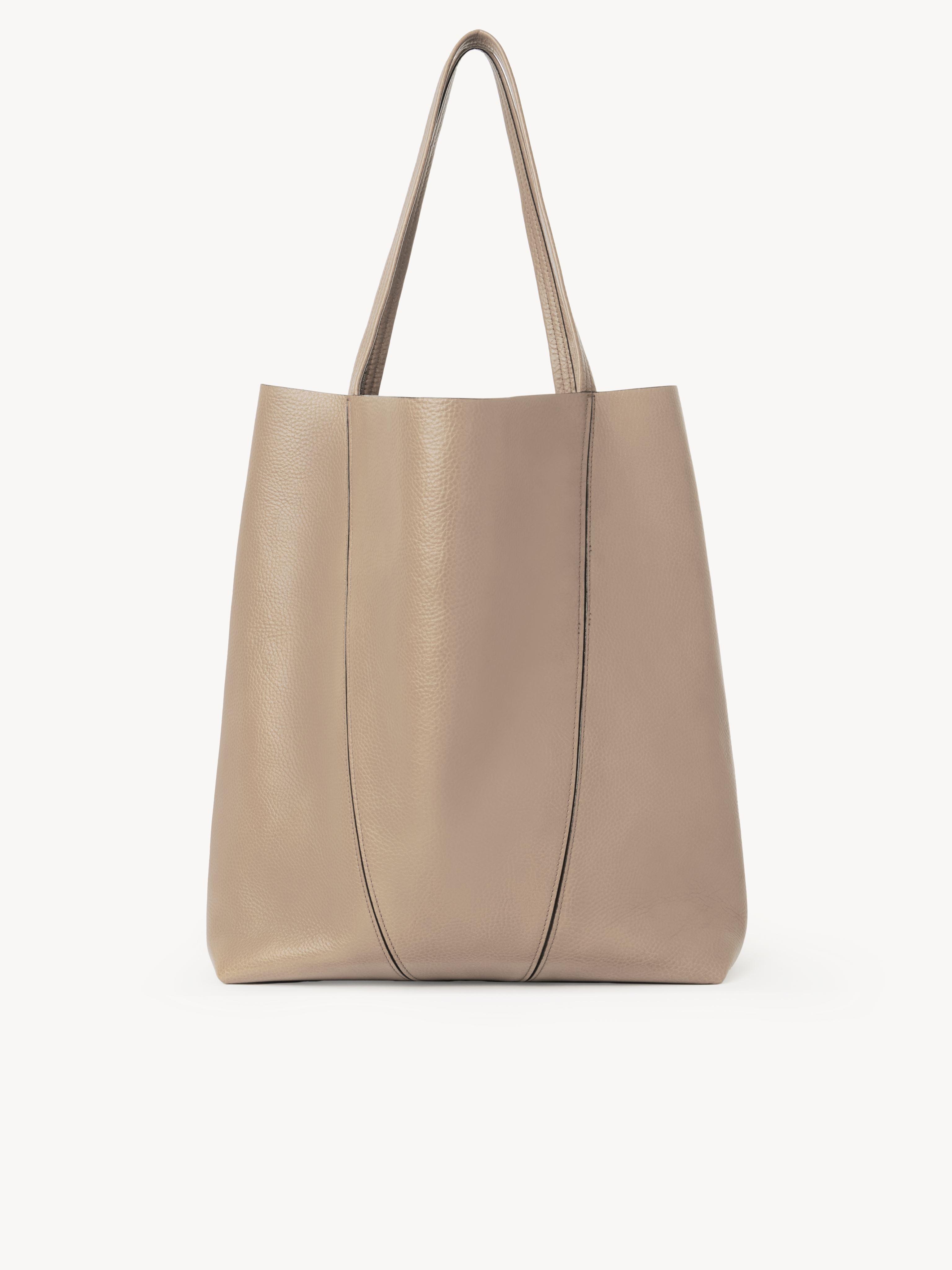 トートバッグ Chloe Chloe Carry Tote Bag Chloé Large Carry Tote Bag | Neutrals | FARFETCH
