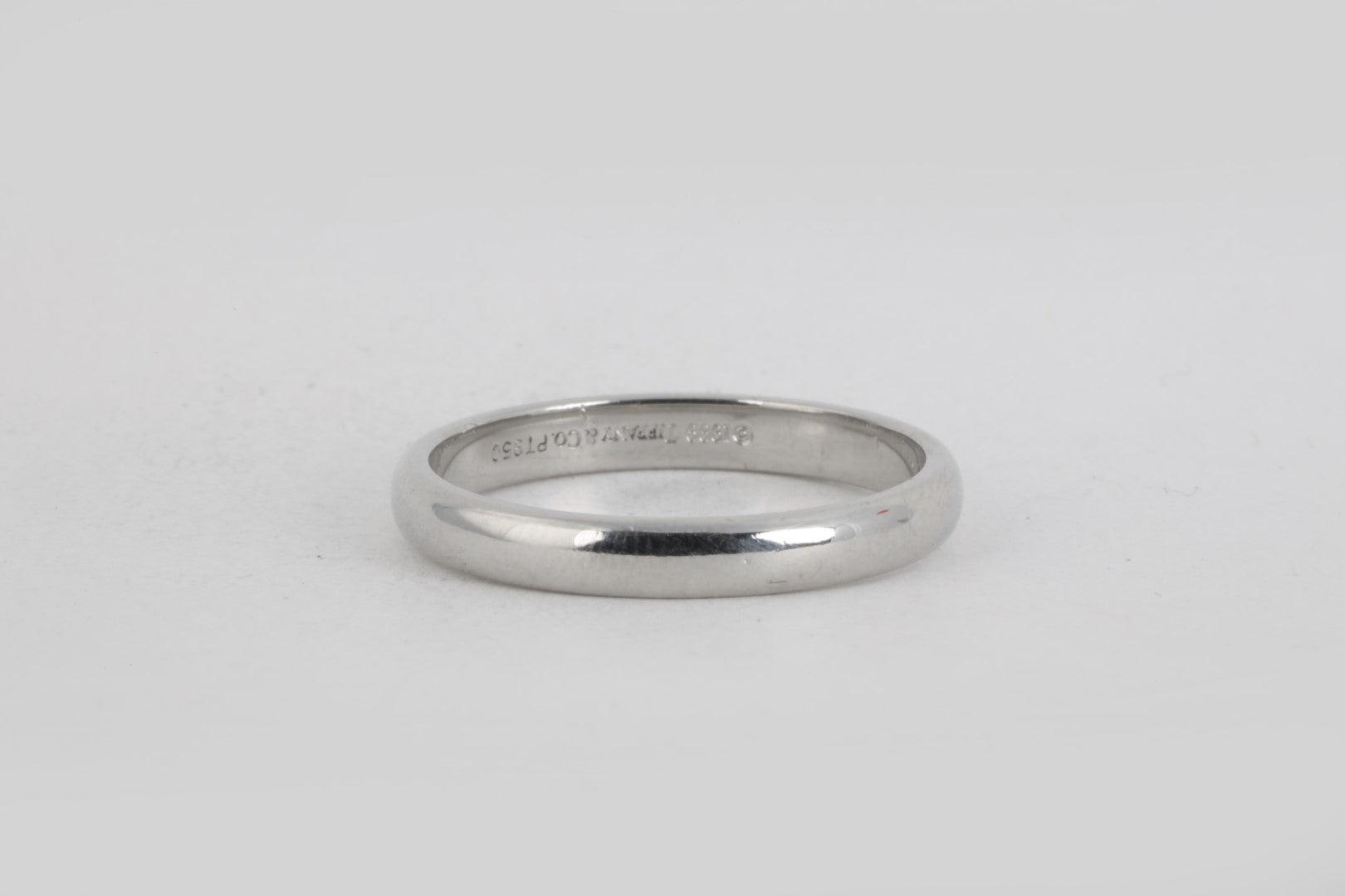 950 Platinum Ring Band Size 