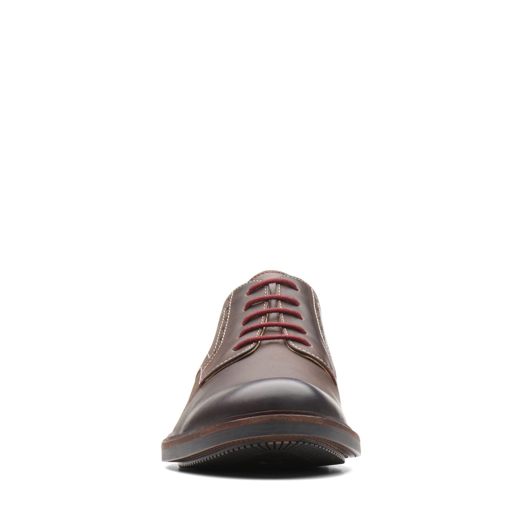 clarks maxton plain