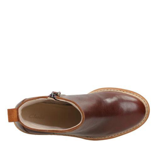 clarks trace shine boots