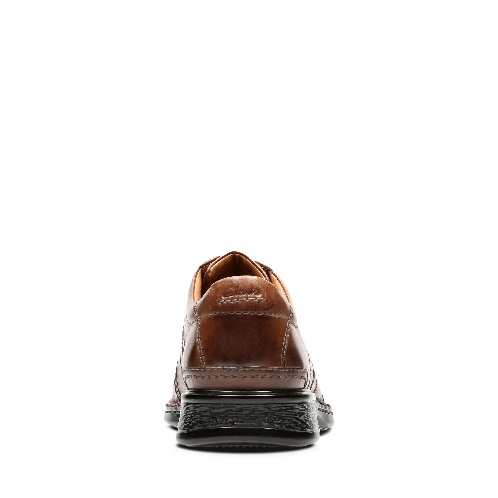clarks touareg vibe