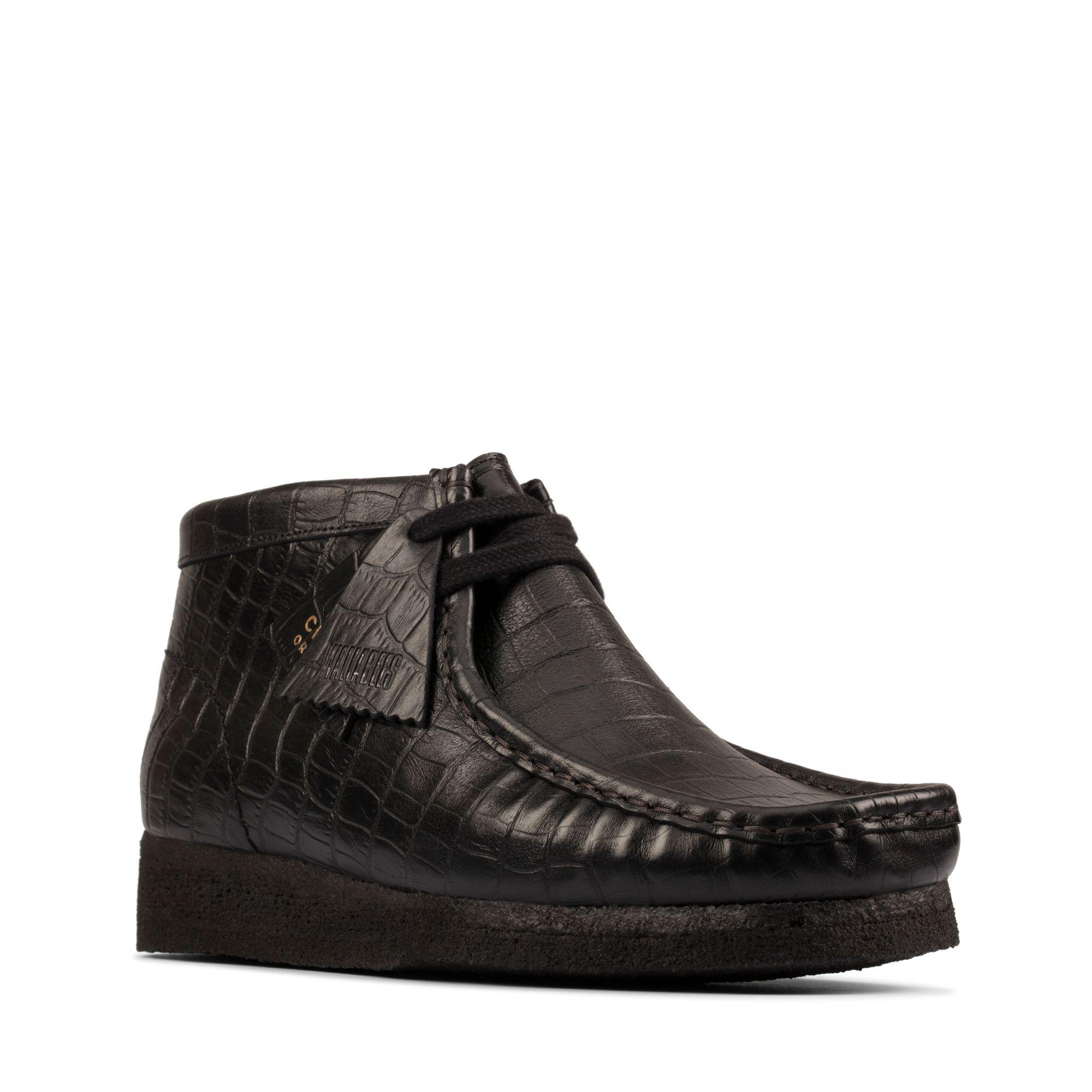 Clarks Wallabee Boot in Black | Lyst