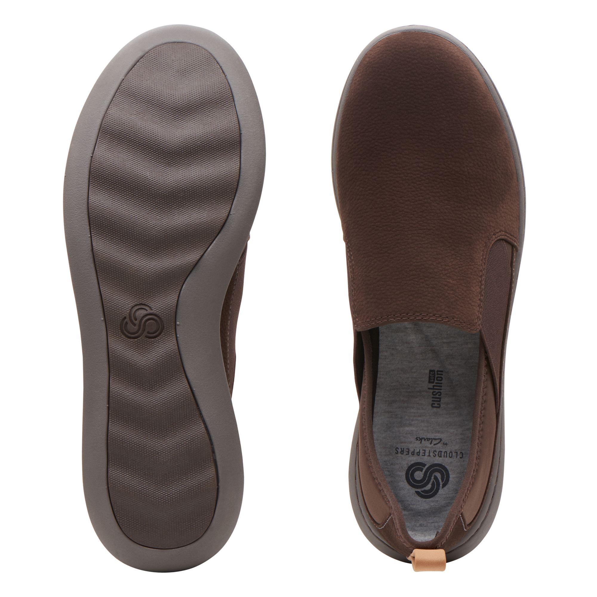 clarks step move jump