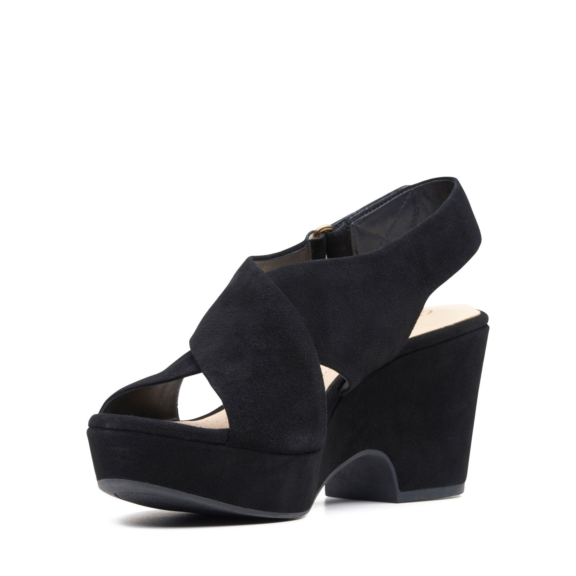 clarks maritsa lara black suede