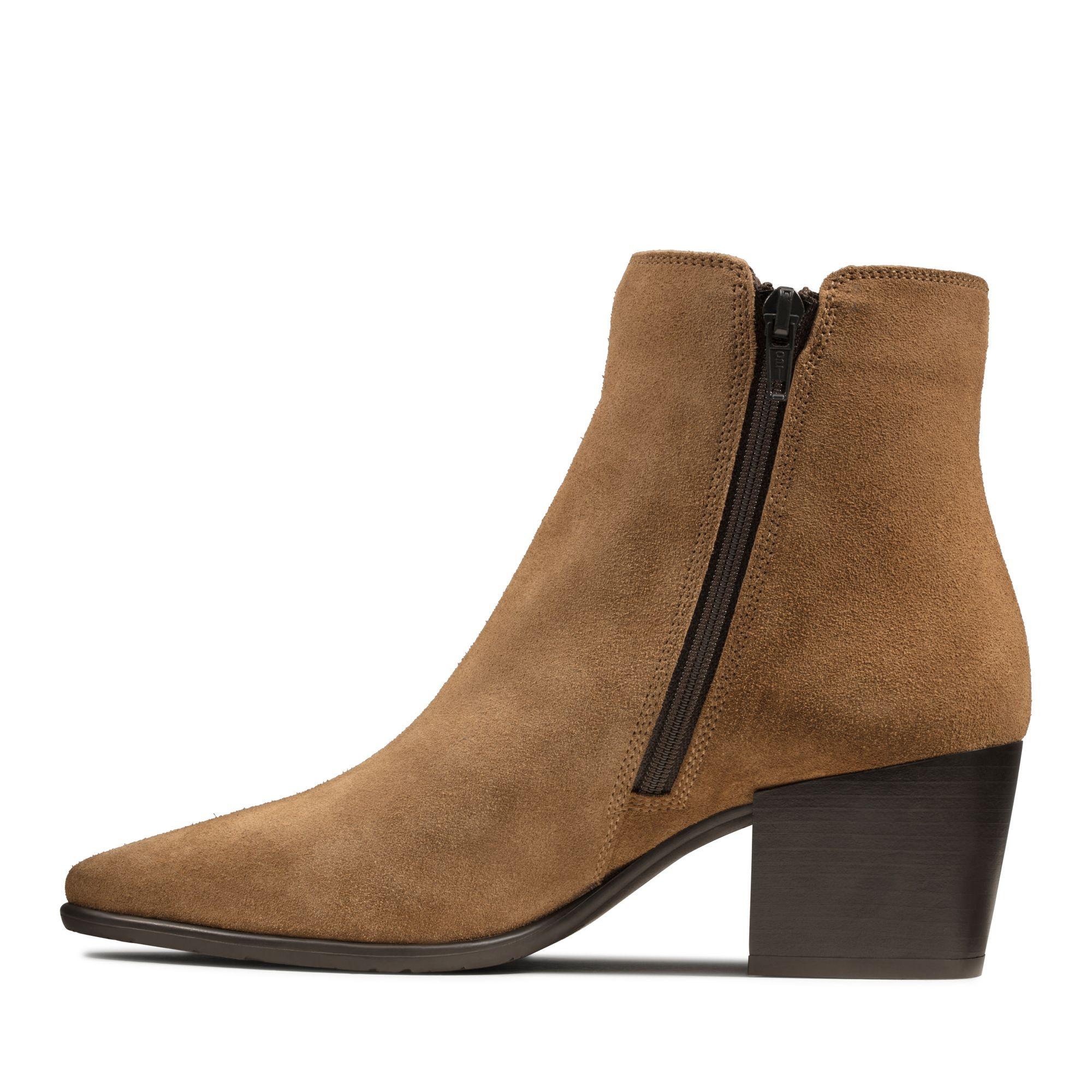 clarks isabella zip ankle boot