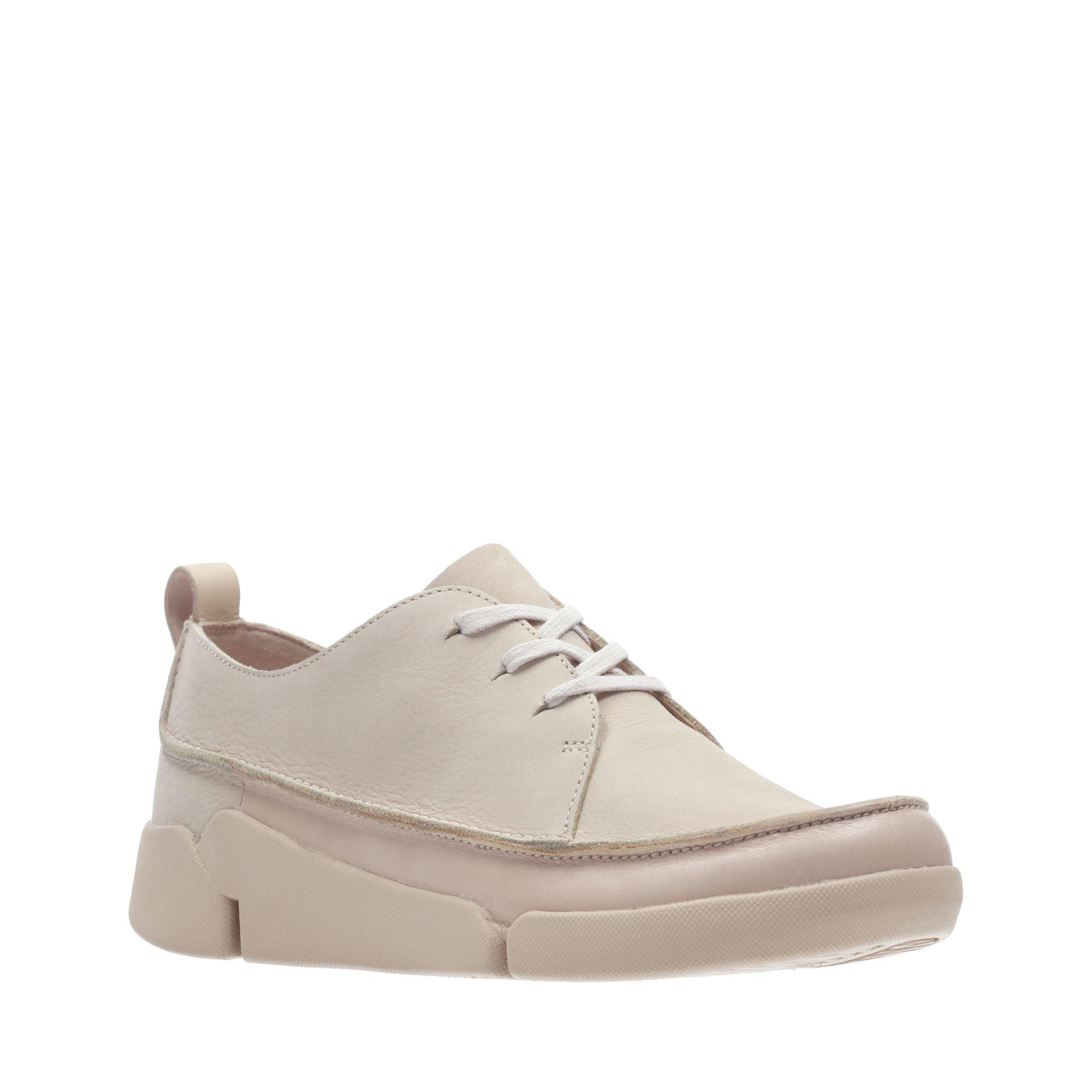 clarks tri clara black