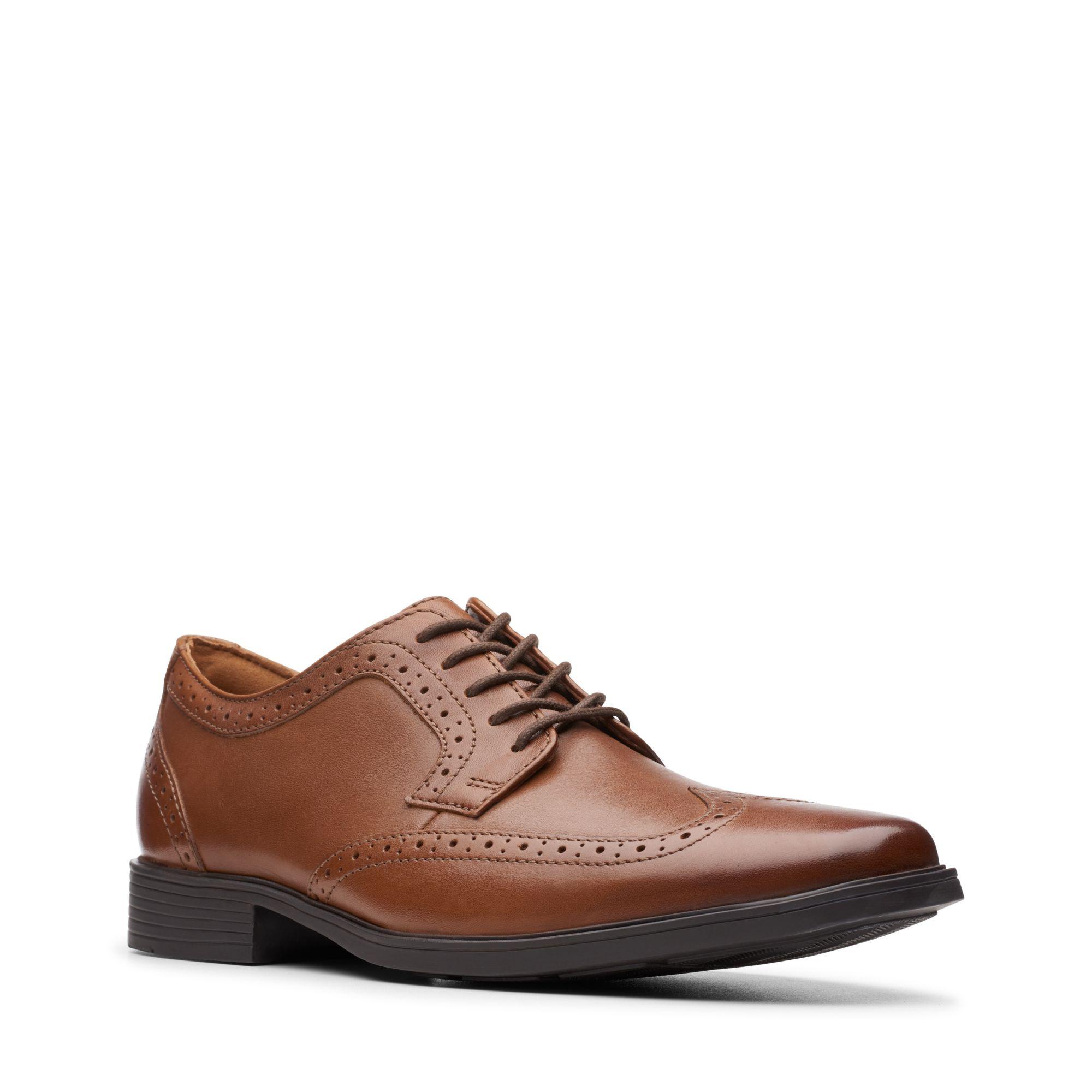 clarks tilden brown