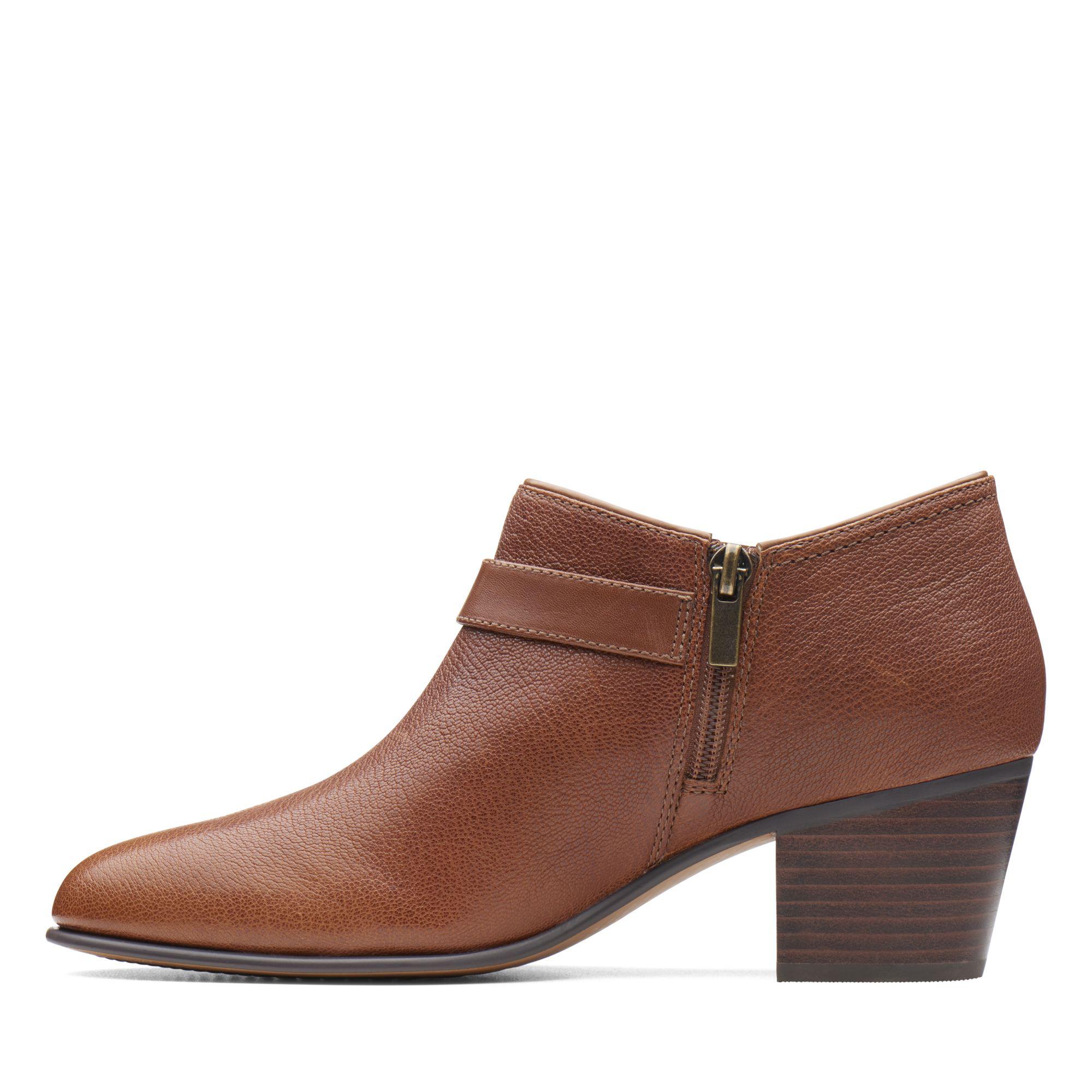 maypearl milla clarks