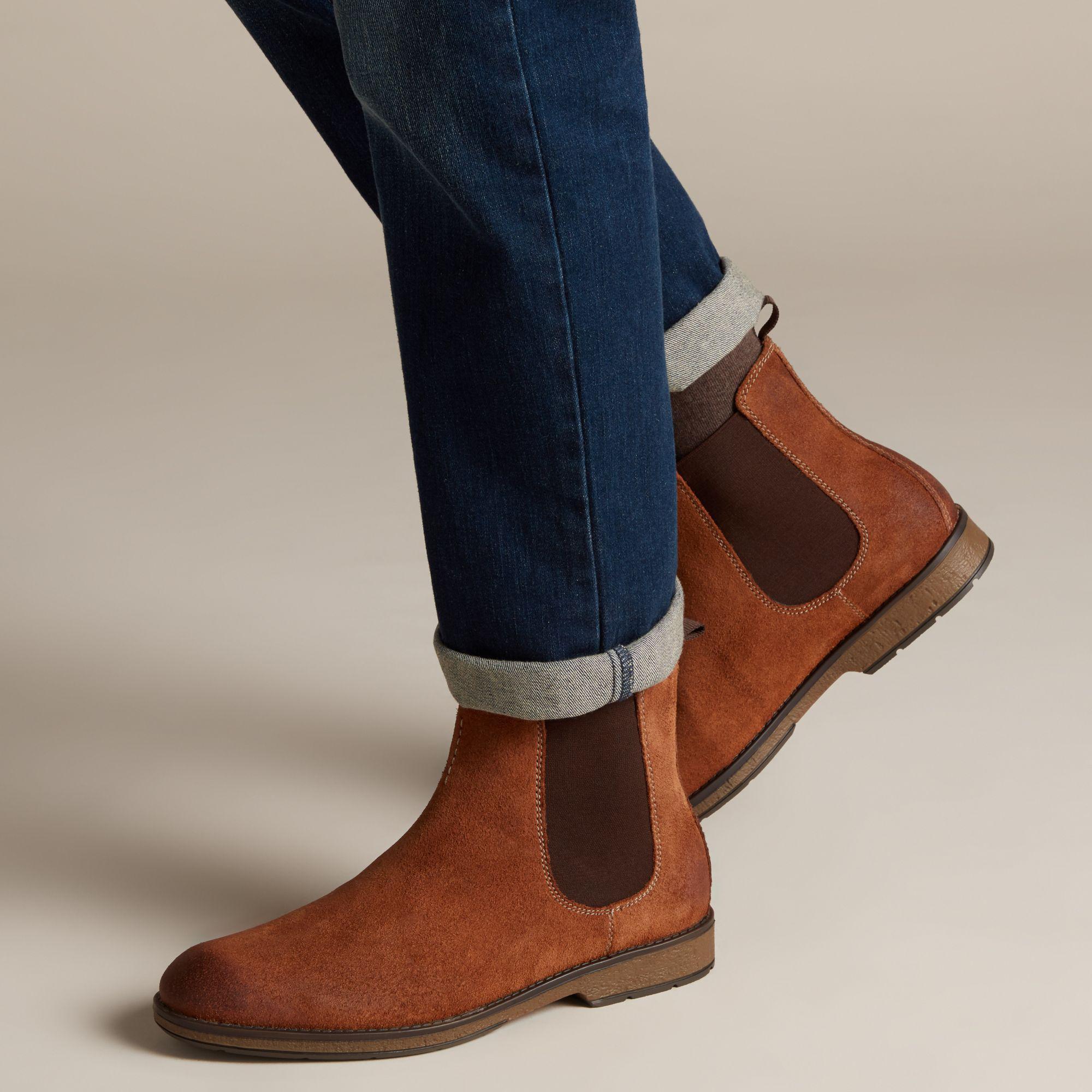 hinman suede chelsea boots