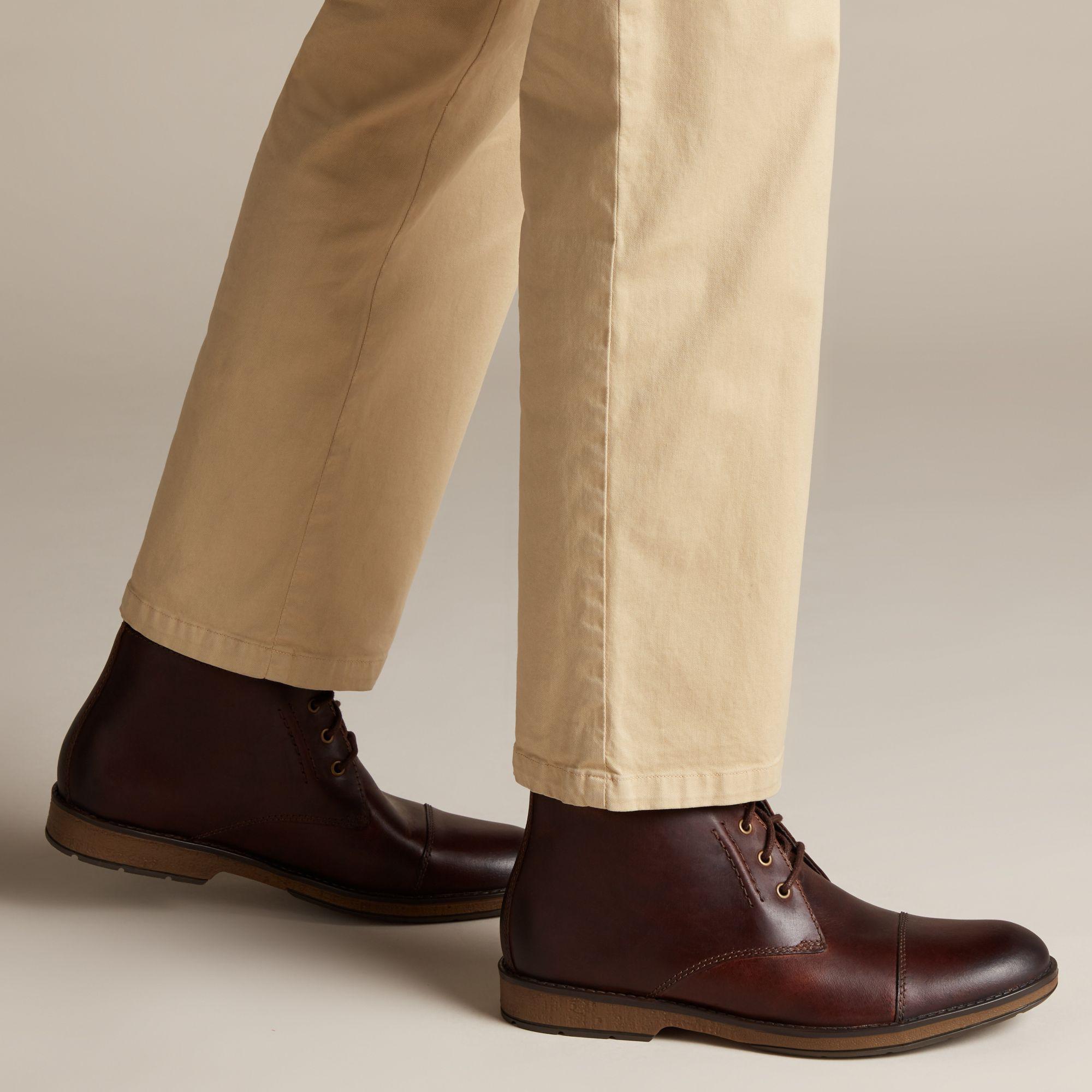 hinman leather mid chukka boots
