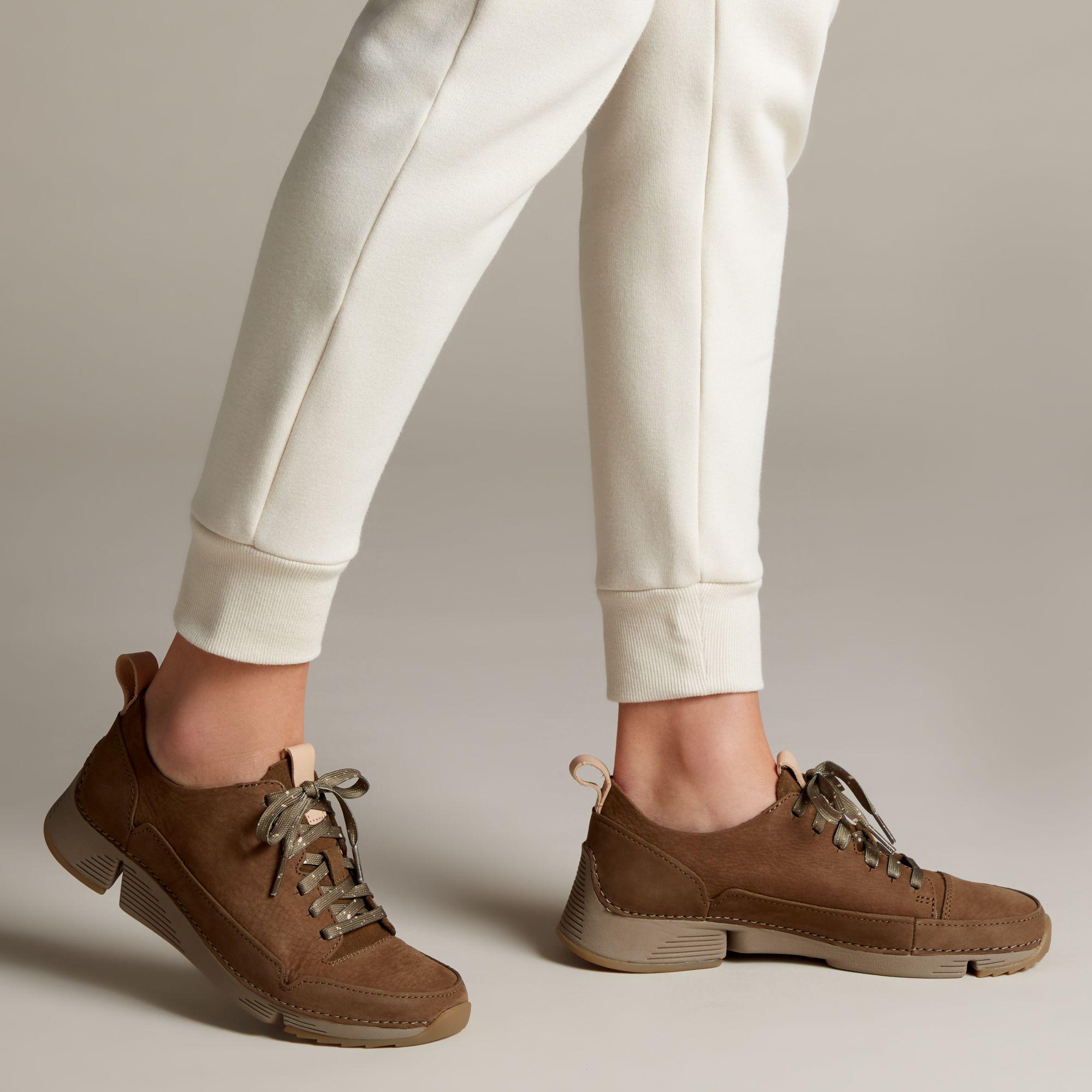 clarks tri spark khaki