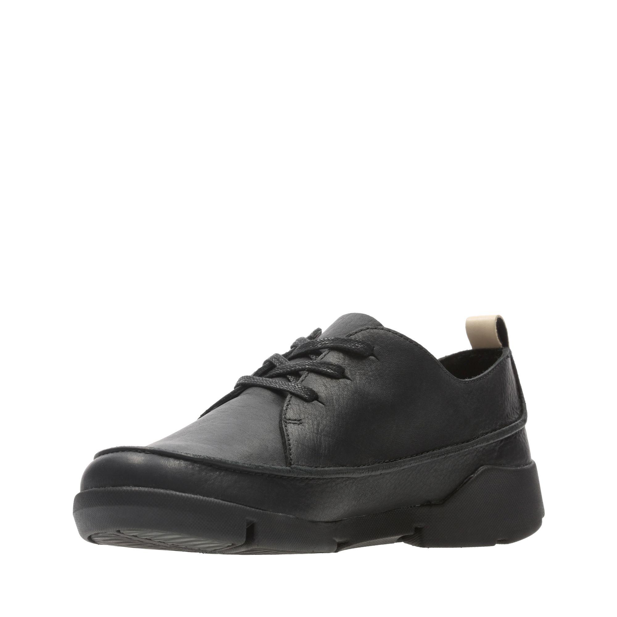 tri clara clarks