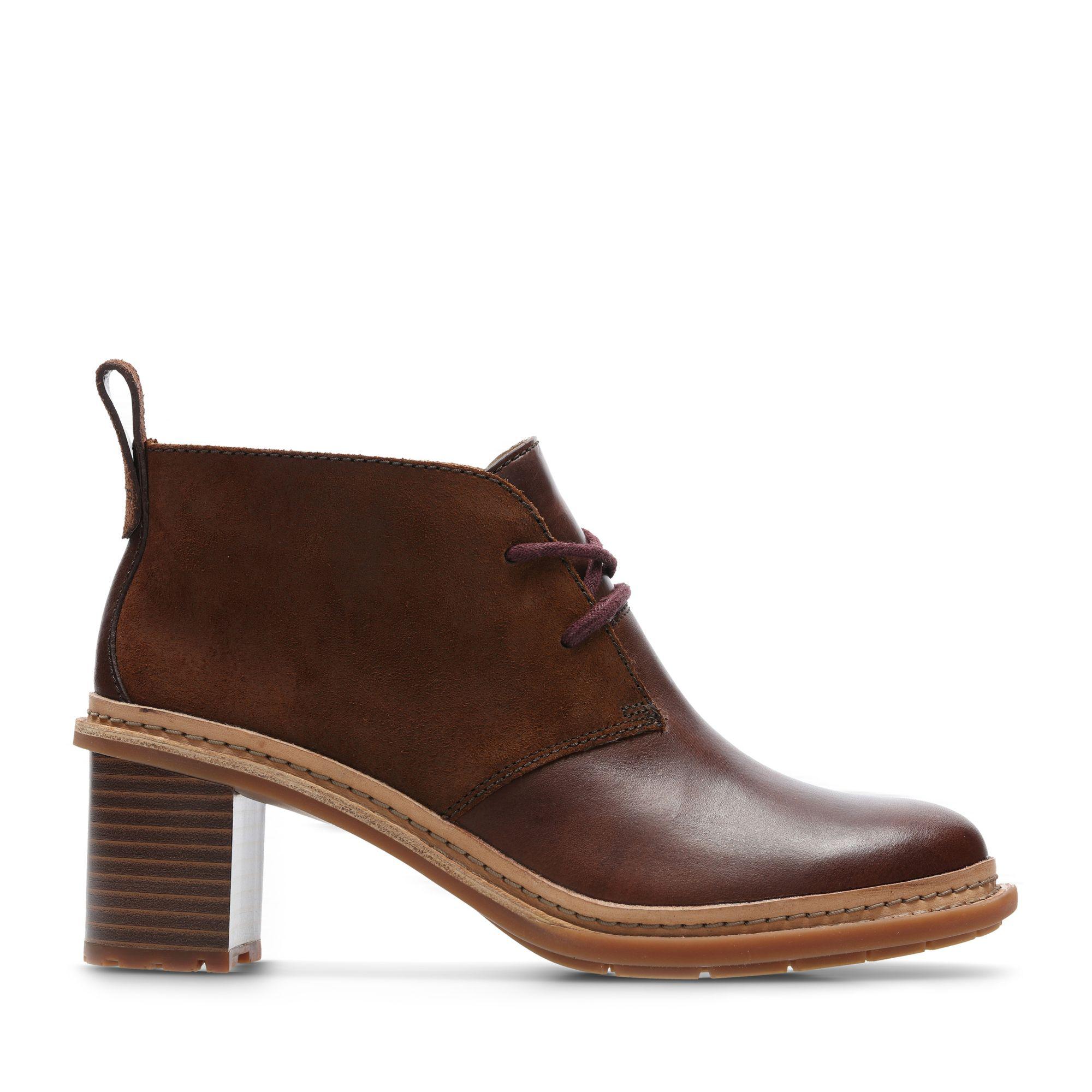 clarks lace up