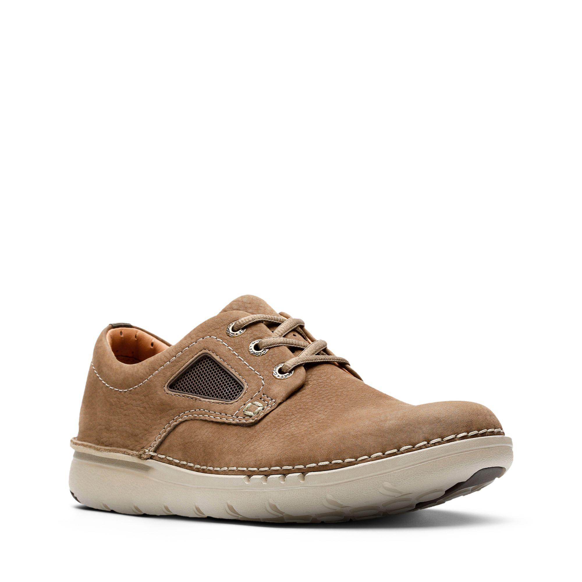 clarks unnature plain