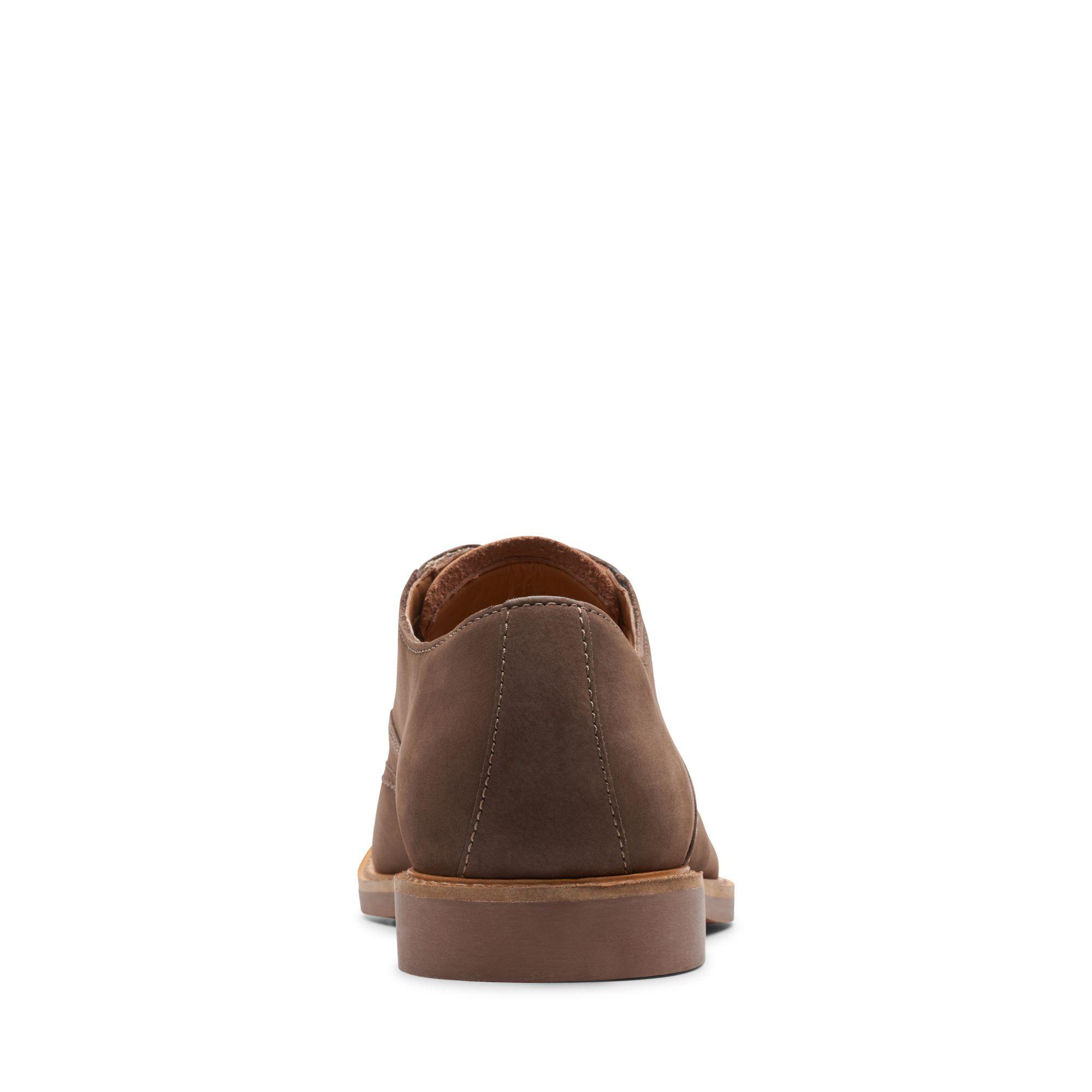 Moda Scarpe Stringate Derby Uomo Clarks Atticus Vibe borowiak.no