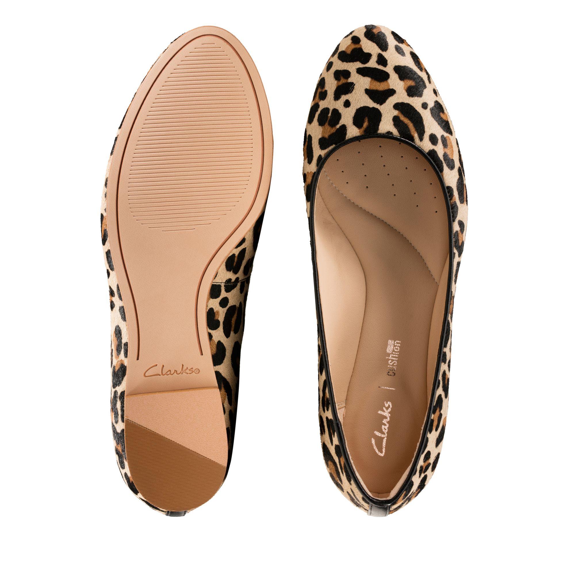 most comfortable booties for walking