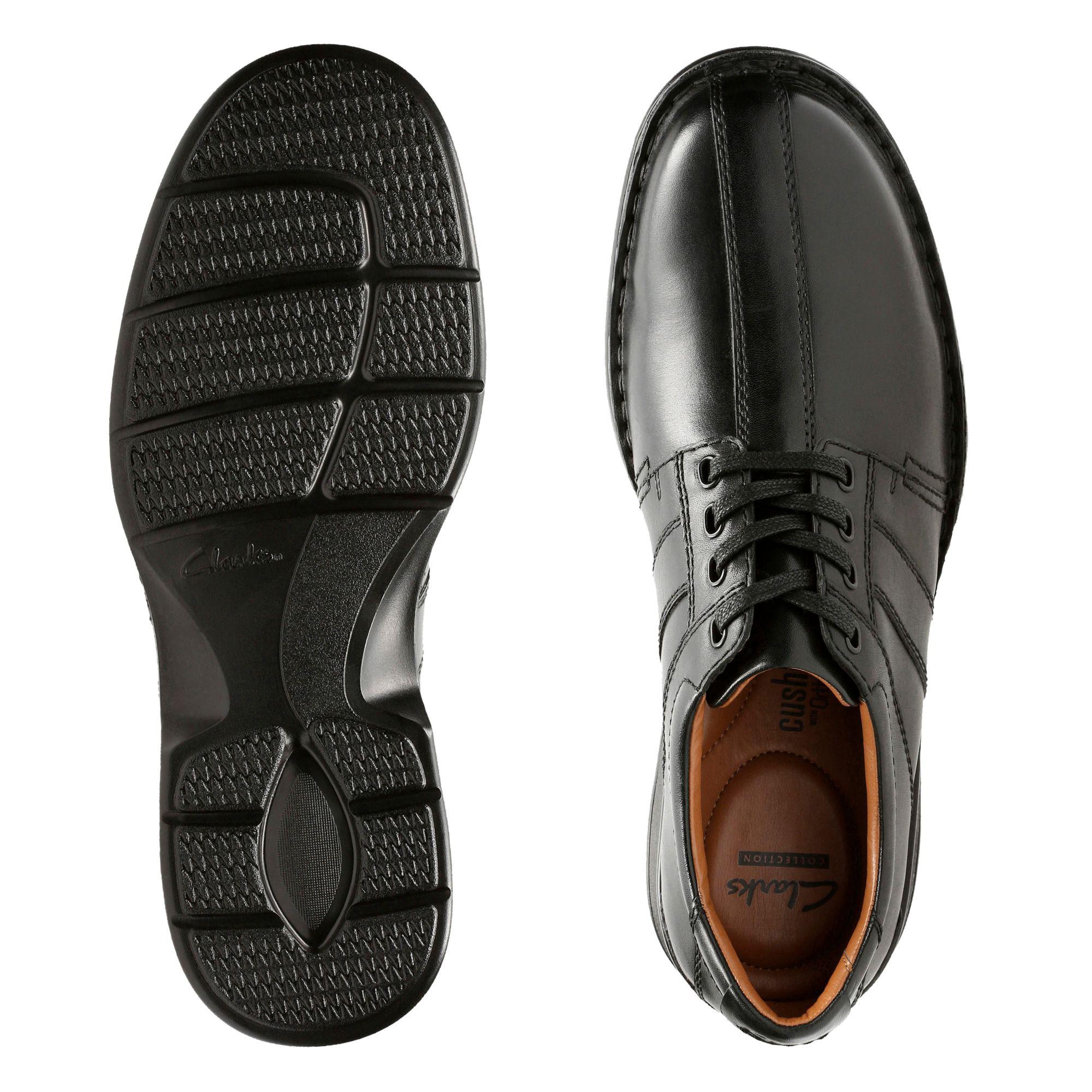 clarks touareg vibe