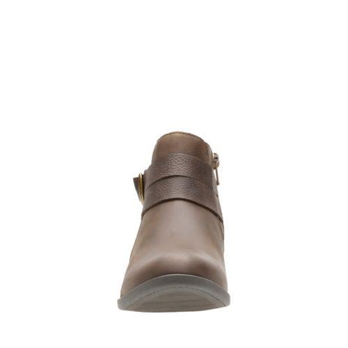 clarks addiy cora