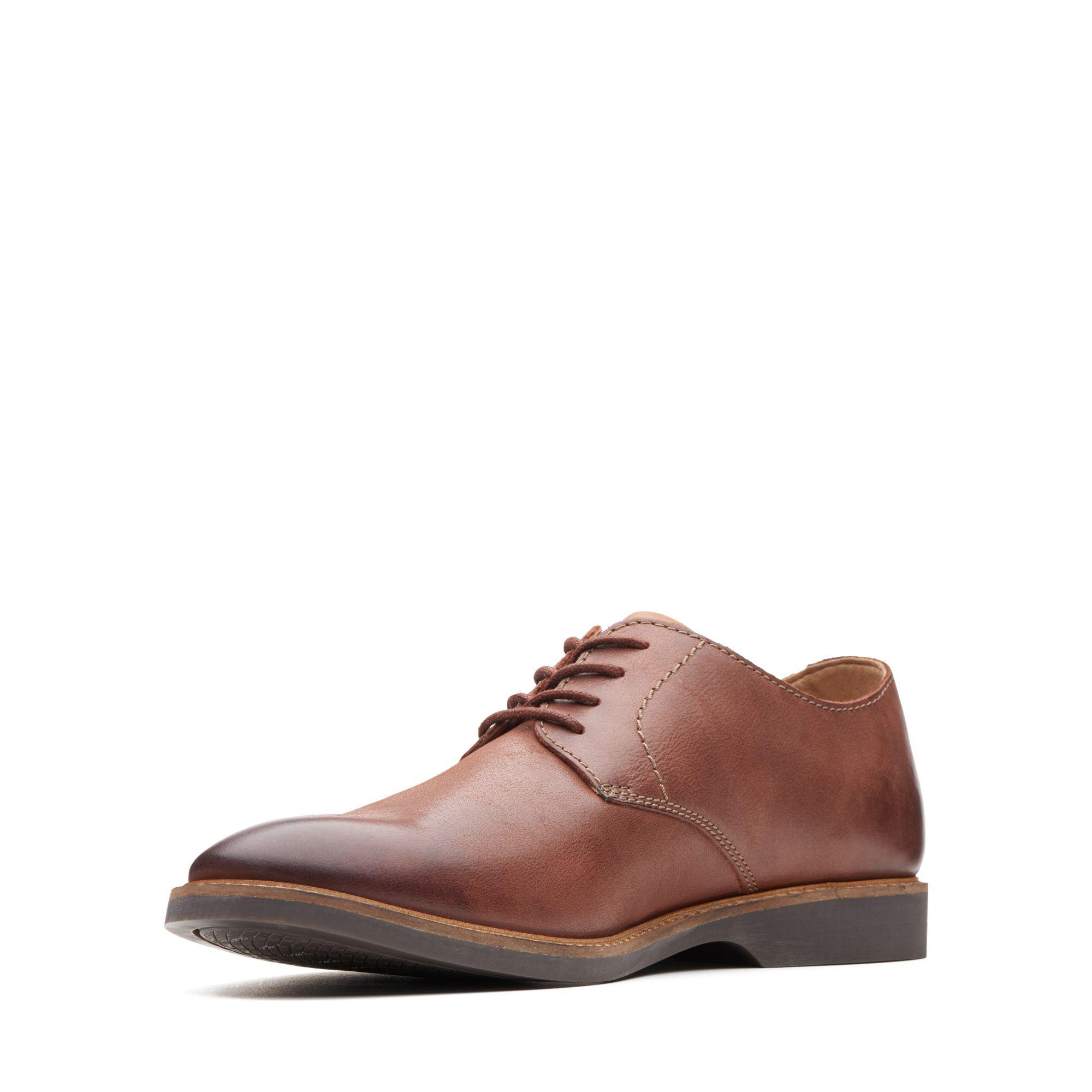 clarks atticus mahogany