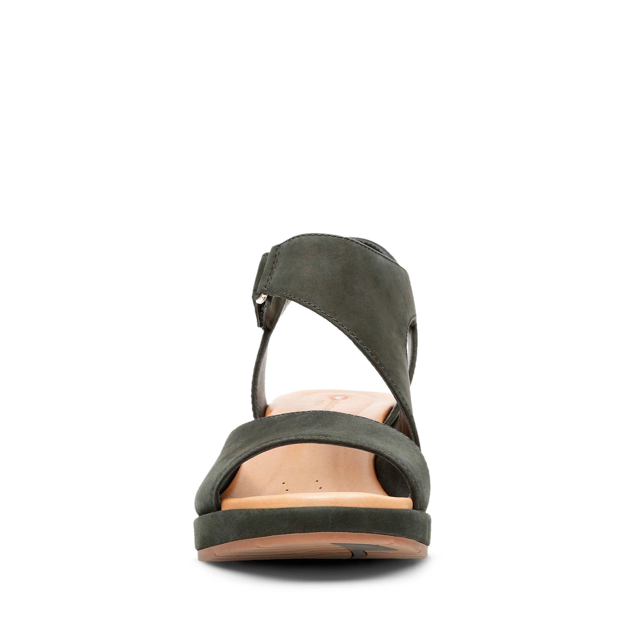 clarks un plaza sling black