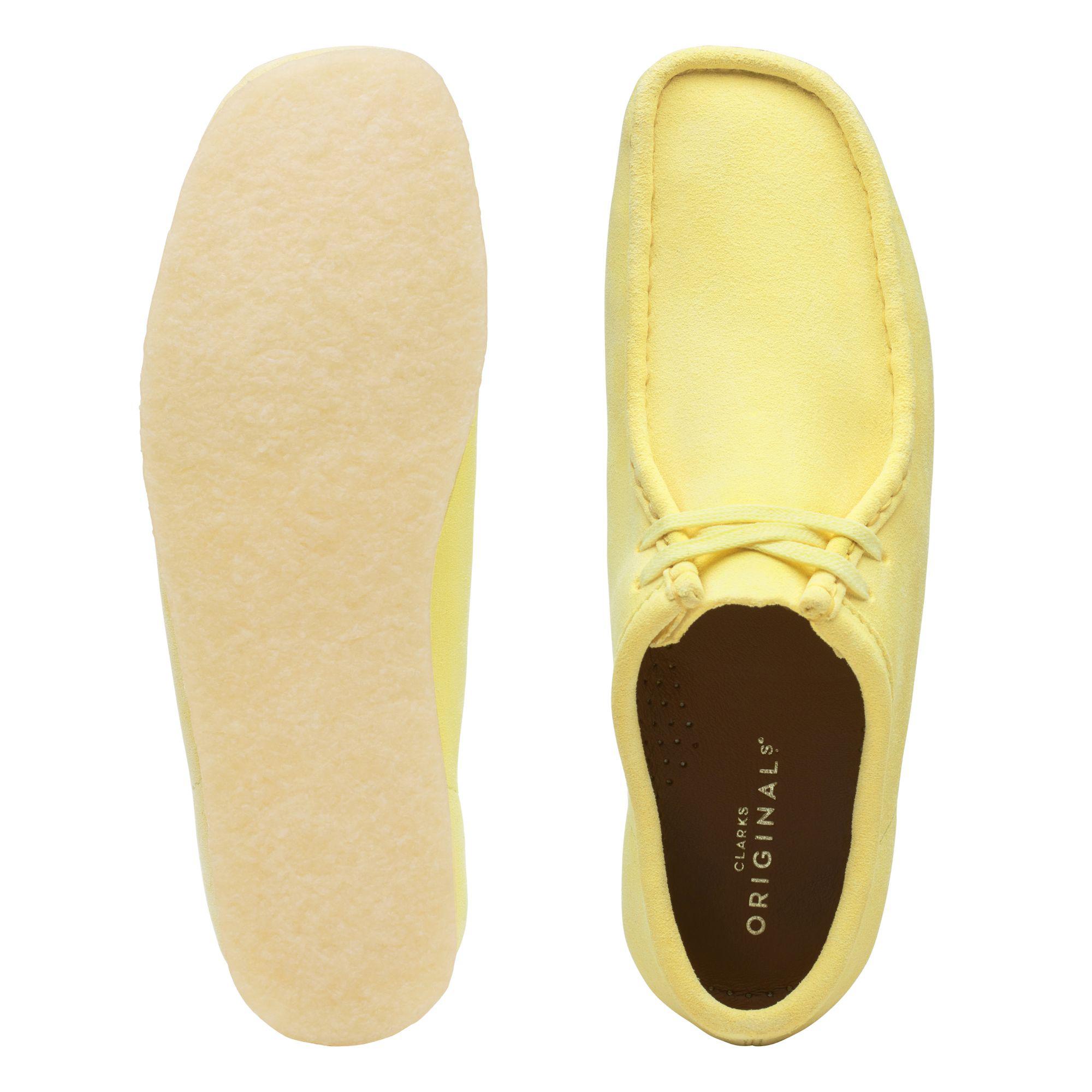 Clarks Suede Wallabee in Pale Yellow (Yellow) for Men - Lyst