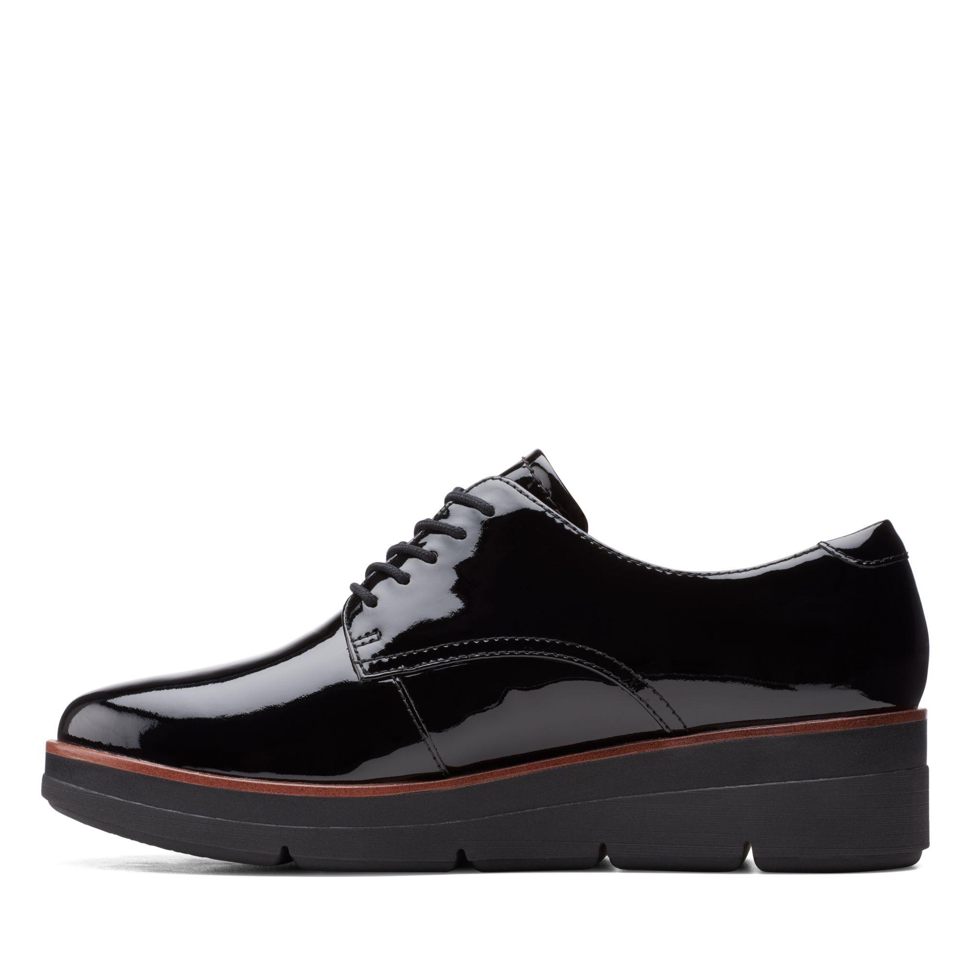 Clarks Shaylin Lace in Black Patent Leather (Black) | Lyst