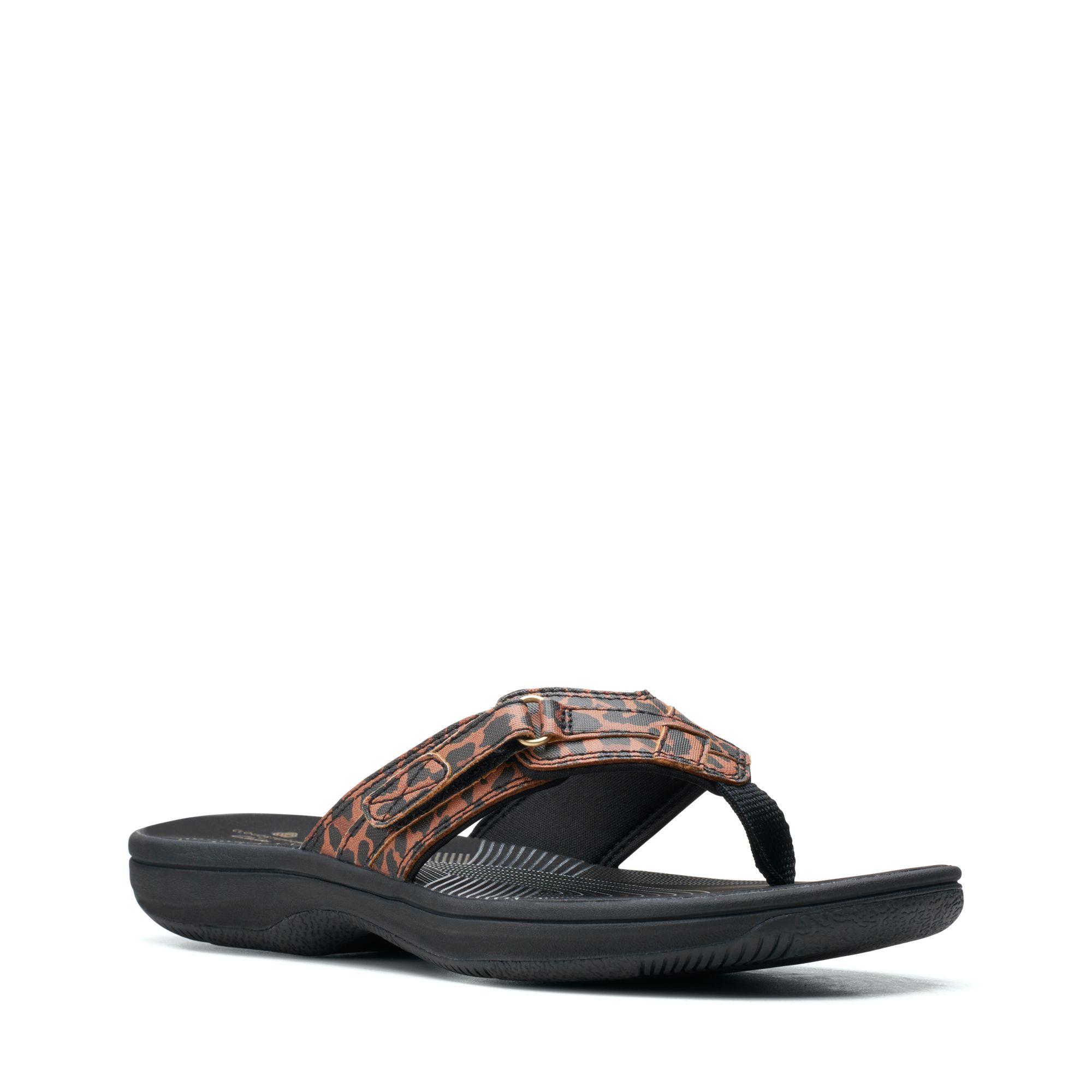 clarks breeze sea black