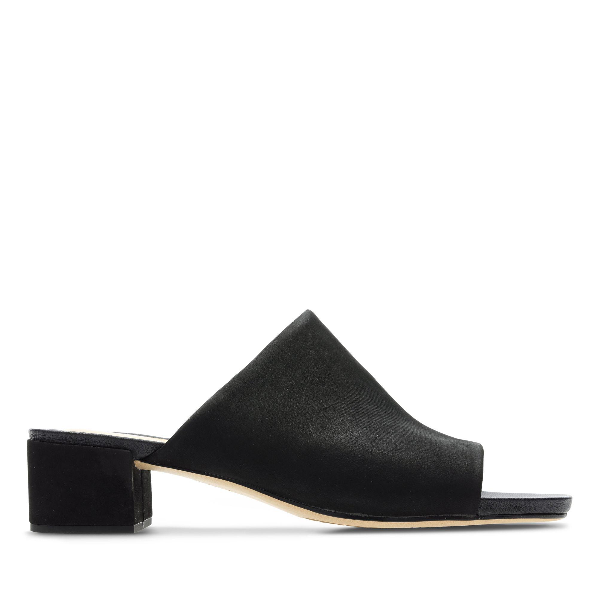 orabella daisy clarks