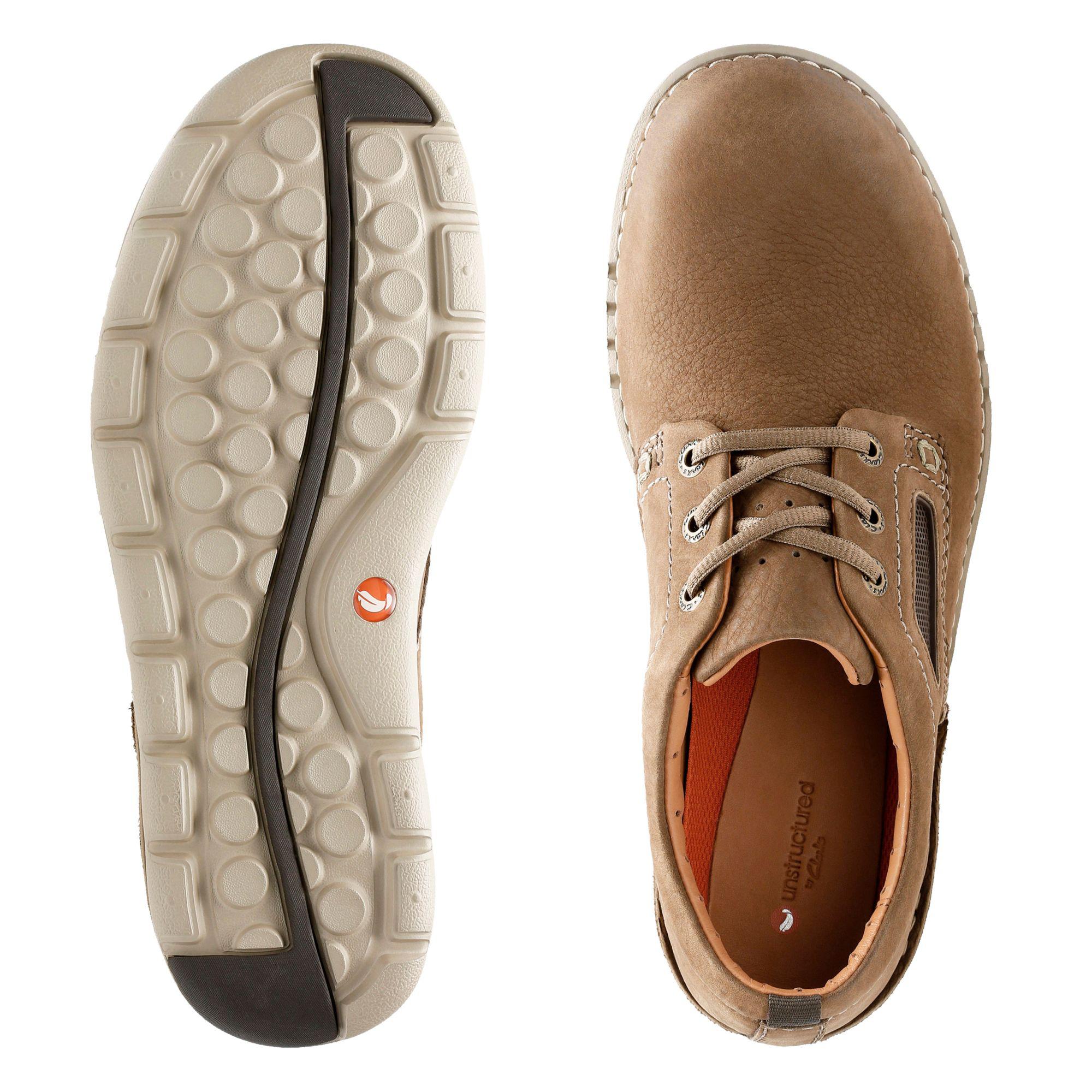 clarks unnature plain