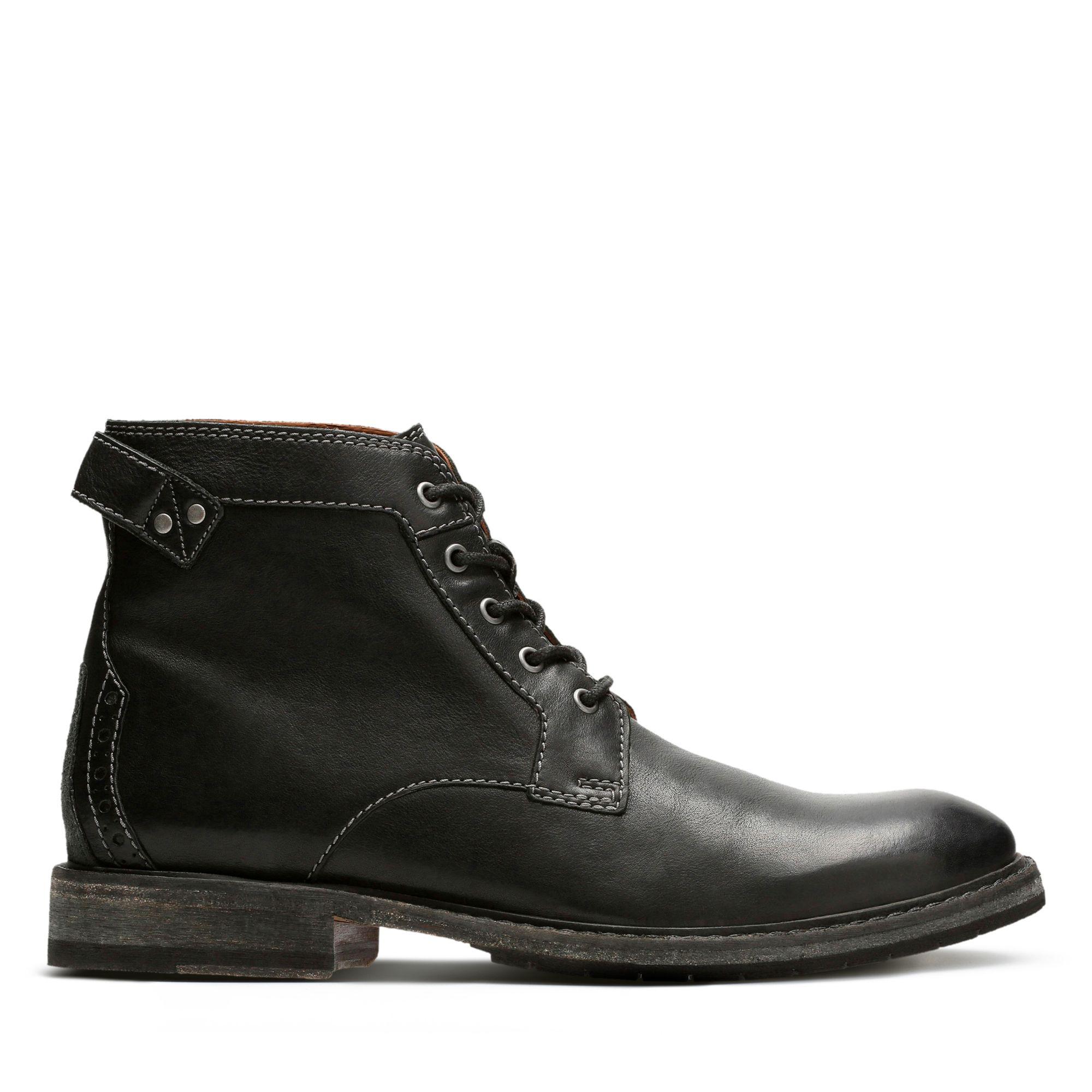 clarkdale bud plain toe boot