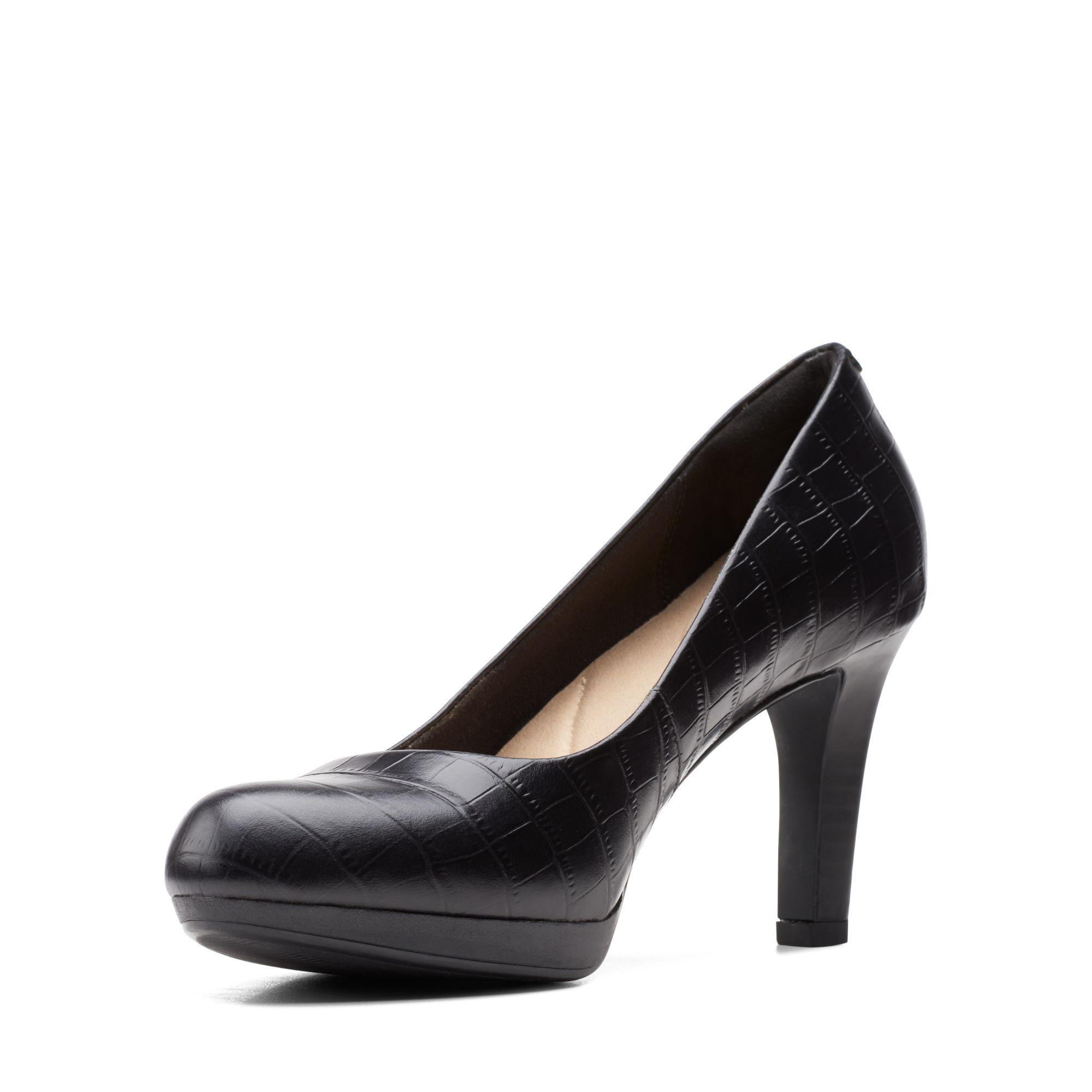 clarks adriel viola