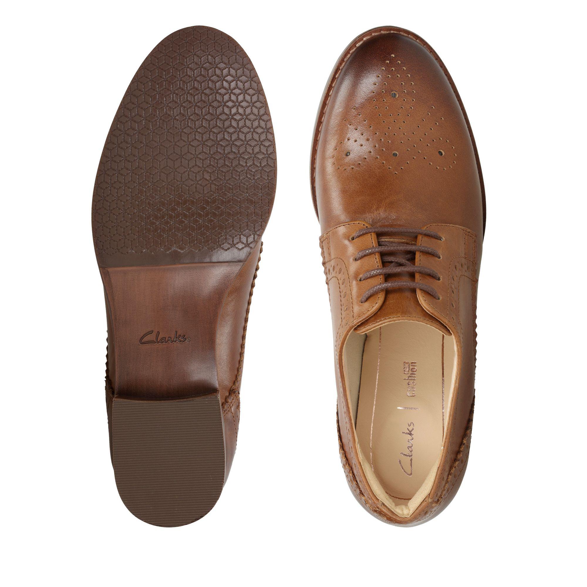 clarks netley rose tan