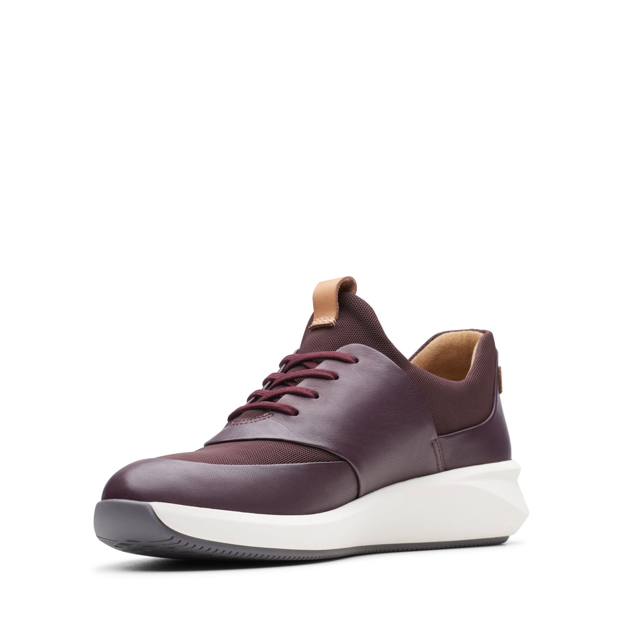 clarks un rio tie lace trainer