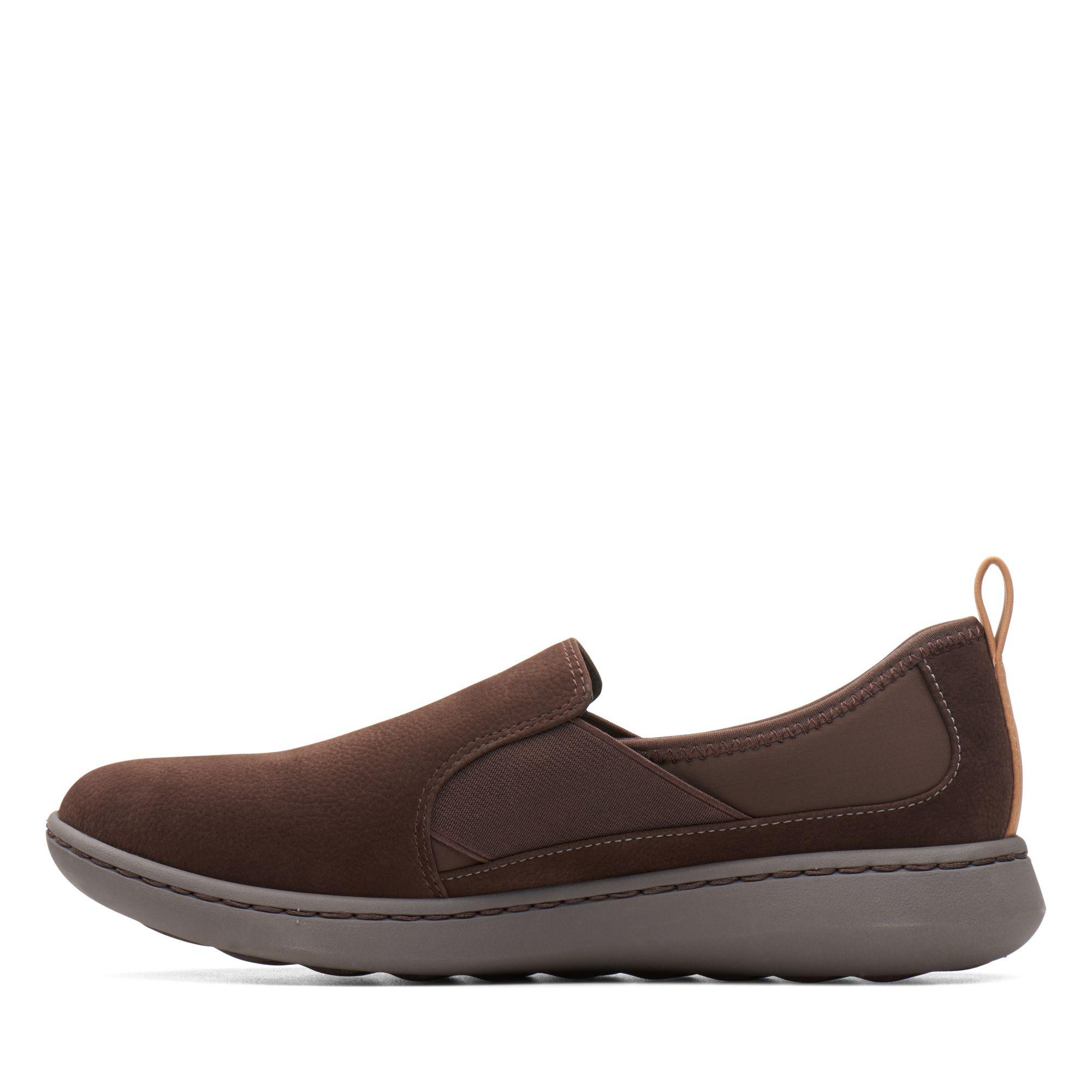 clarks step move jump