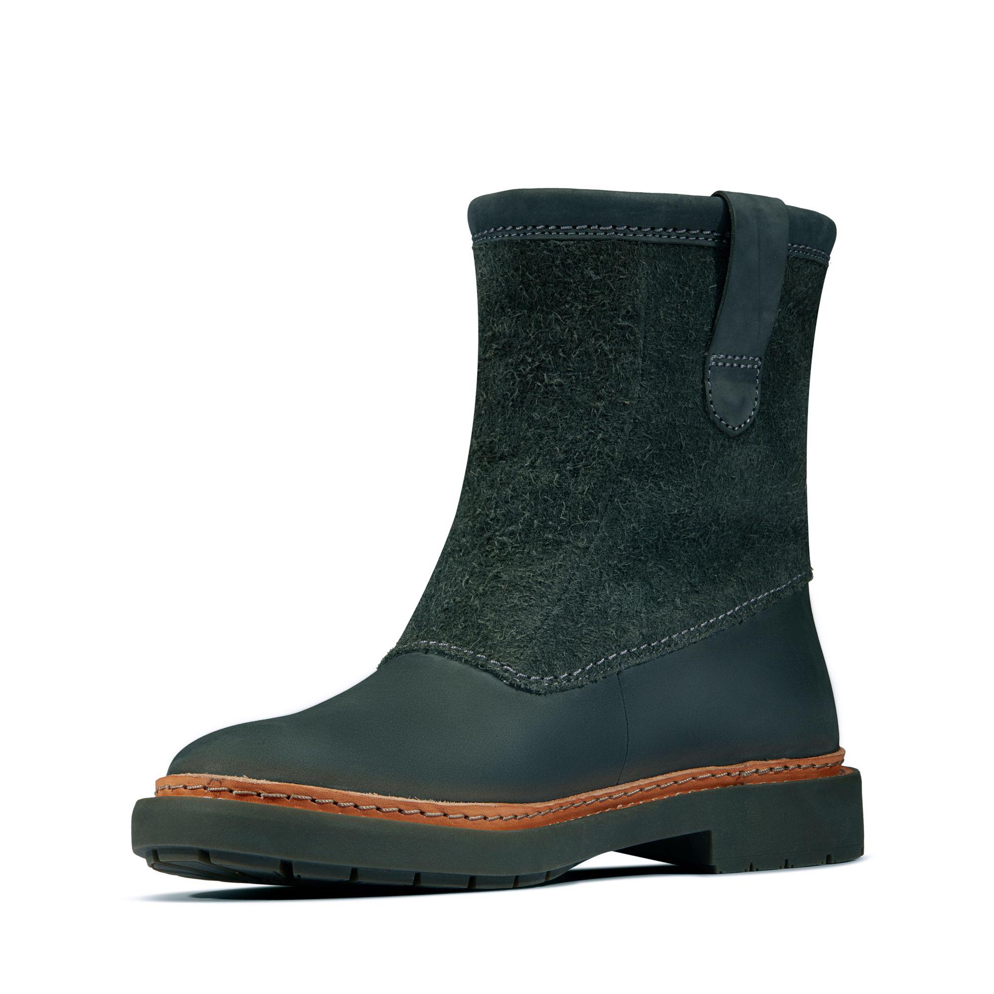 clarks trace fern boots