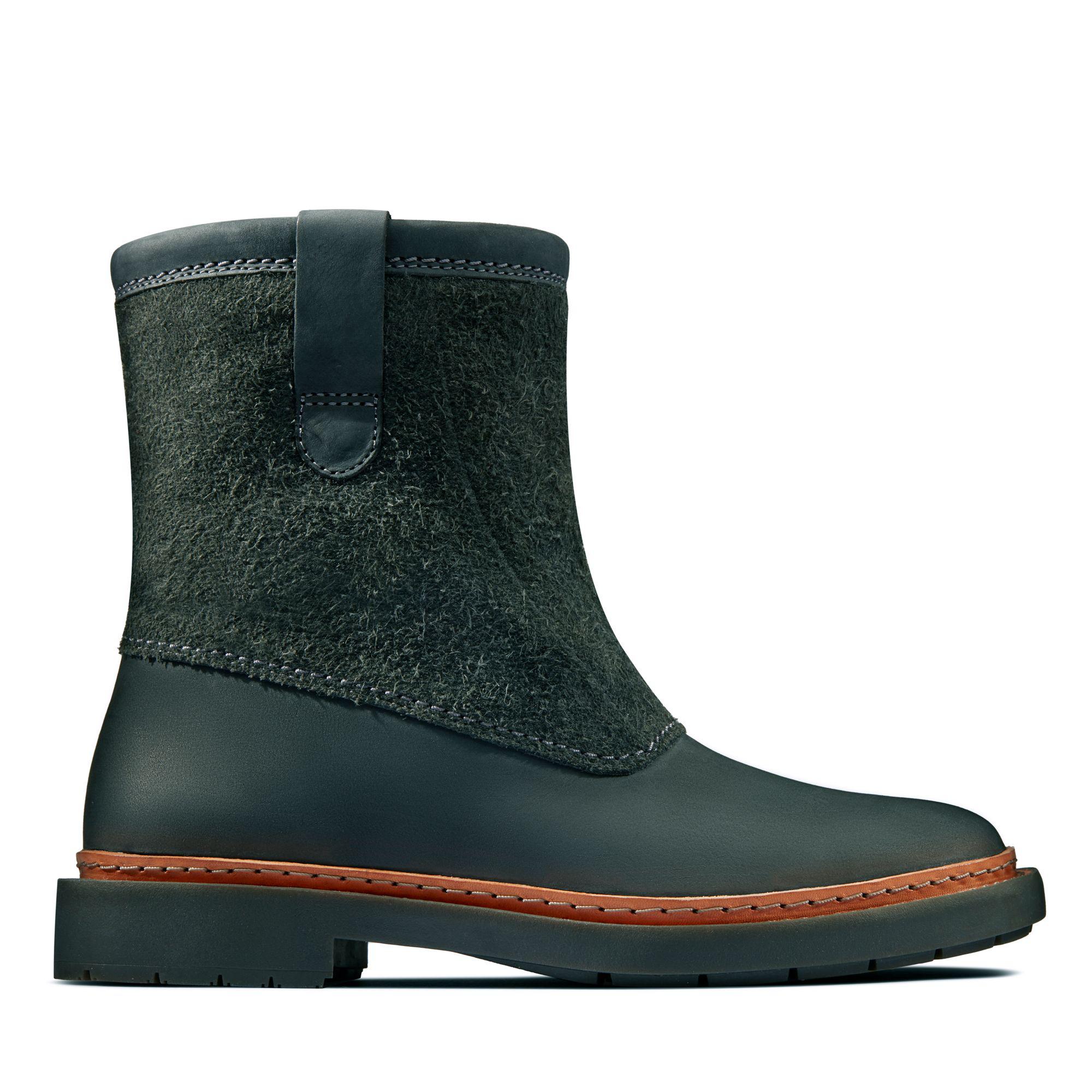 clarks trace fern boots