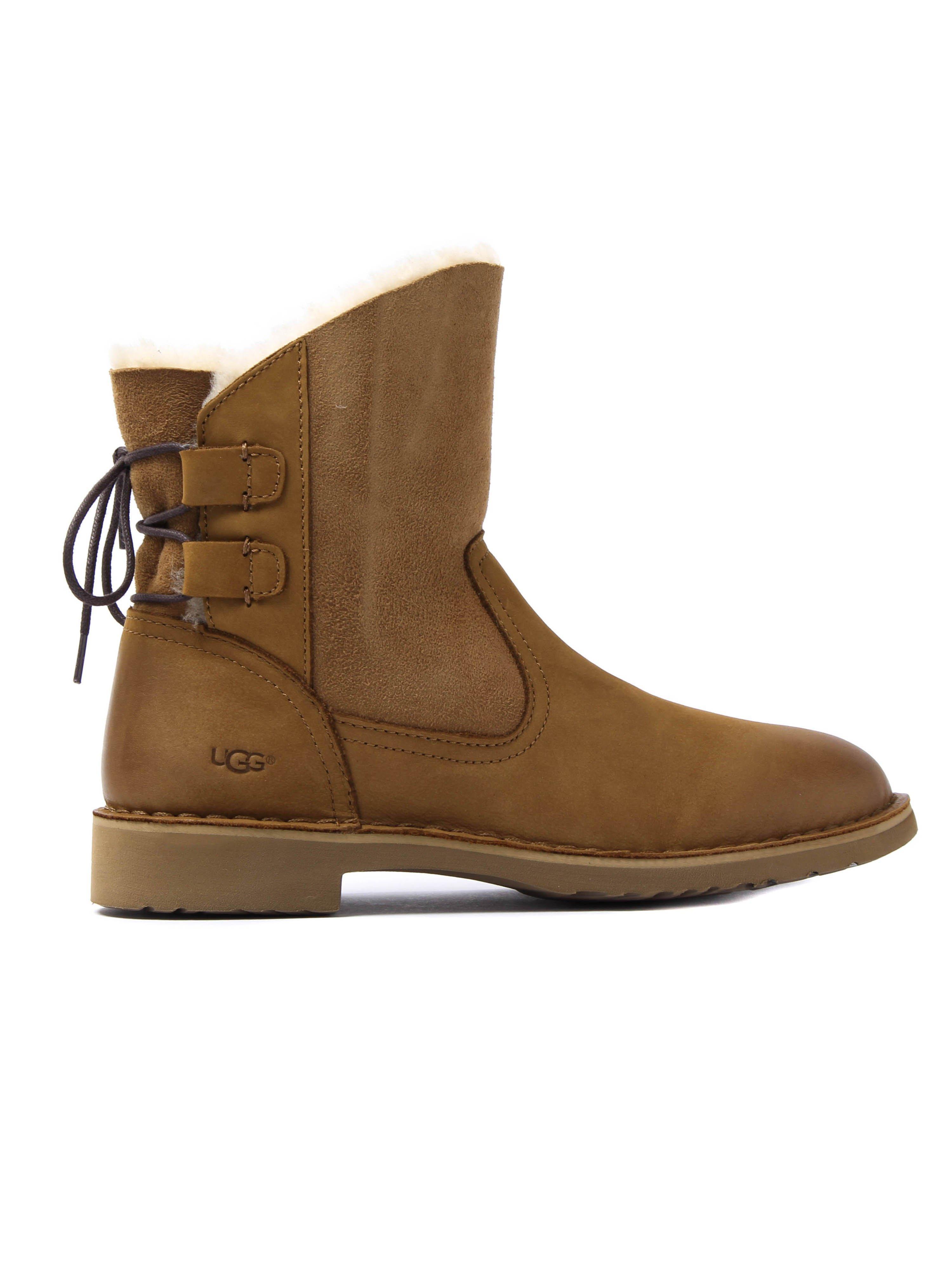 cloggs uggs