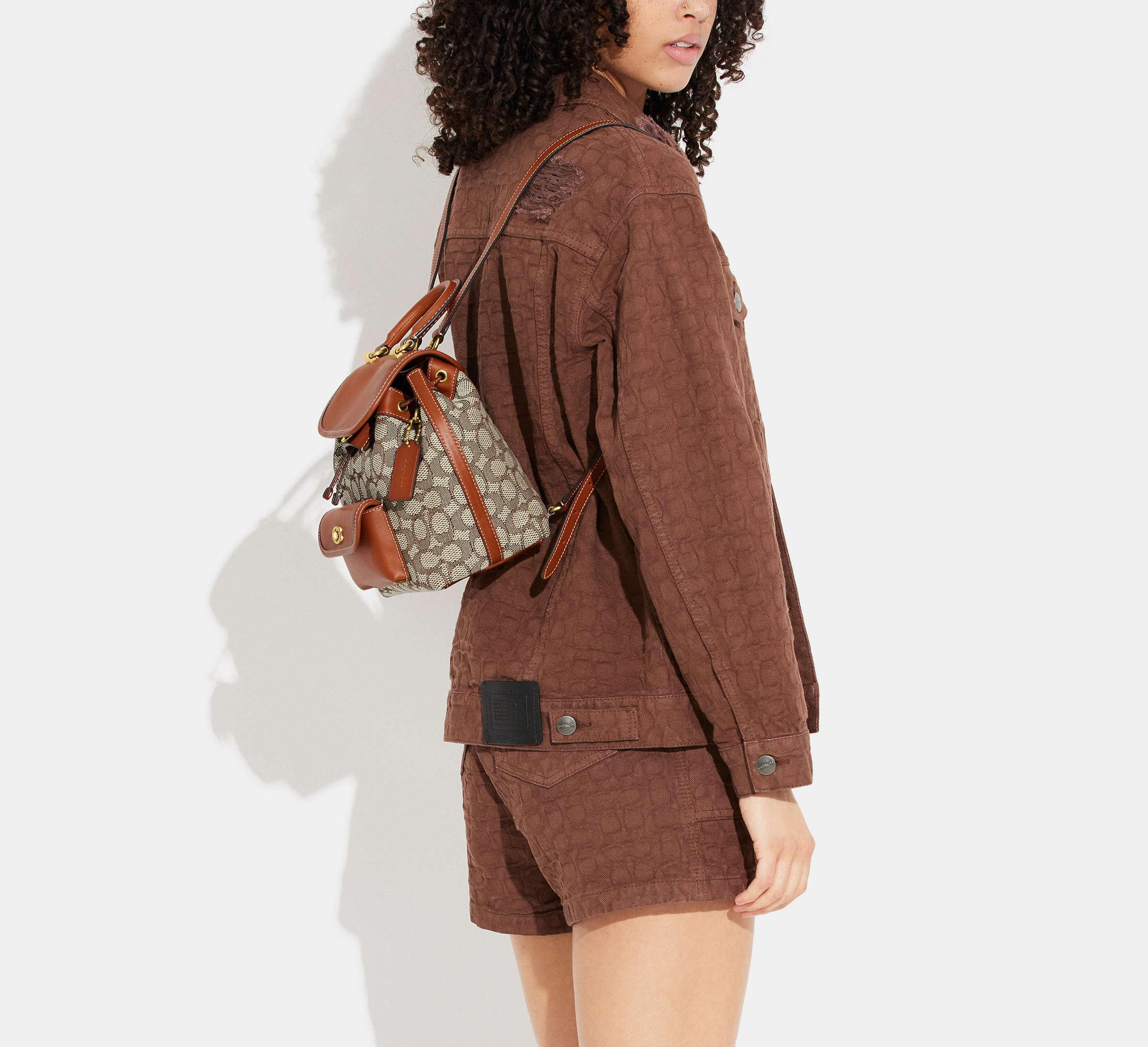 Coach 2025 evie backpack