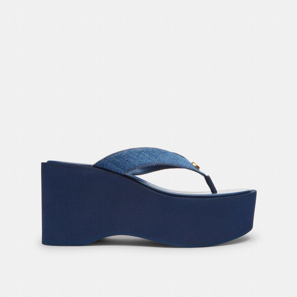【COACH】Sculpted デニム フリップ フロップ サンダル COACH Denim Slippers in Black | Lyst