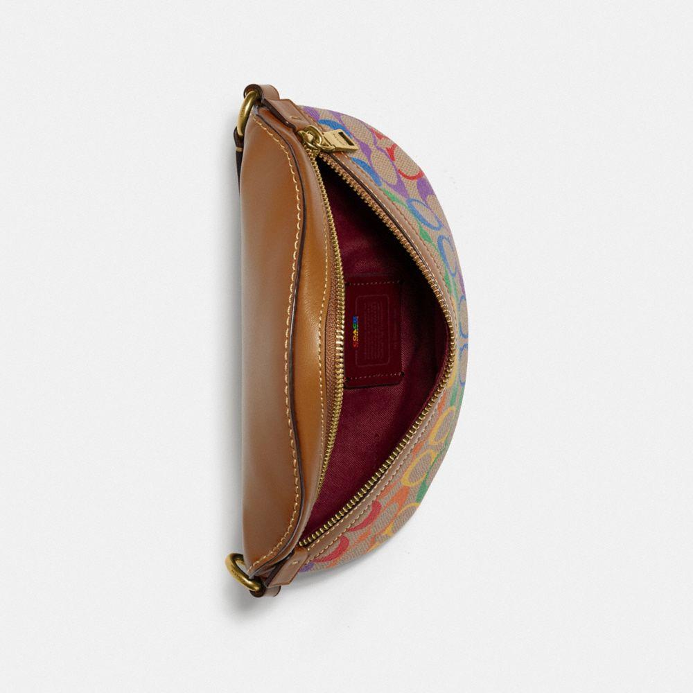 bethany belt bolsa in rainbow signature canvas