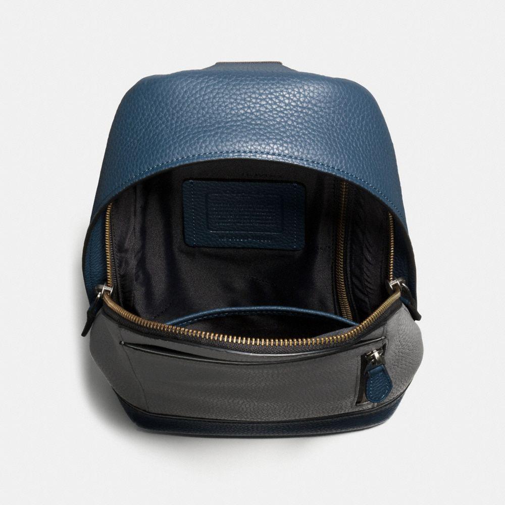 coach manhattan sling pack