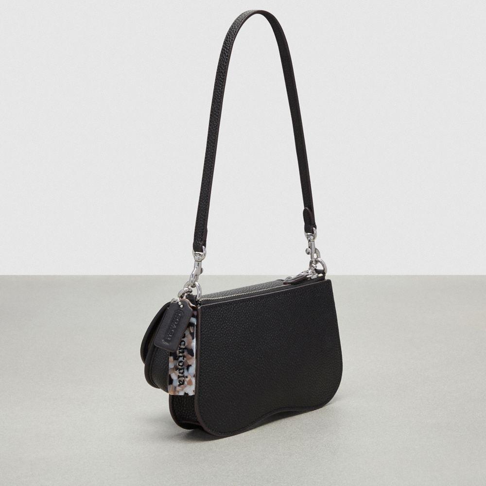ショルダーバッグ・ポシェット Coachtopia Wavy Double Pouch Bag CT381 Wavy Double Pouch Bag In Coachtopia Leather | Coachtopia ™