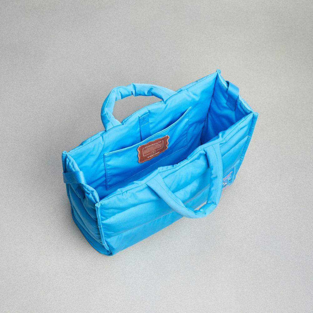 【Coachtopia】Loop Tote With Wavy Quilting★トートバッグ★ Coachtopia Loop Tote With Wavy Quilting | Coachtopia ™