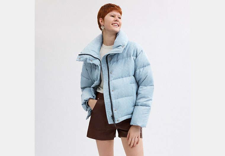 【COACH】ダウンジャケット☆Signature Jacquard Short Puffer Coach Outlet Signature Jacquard Short Puffer In Recycled
